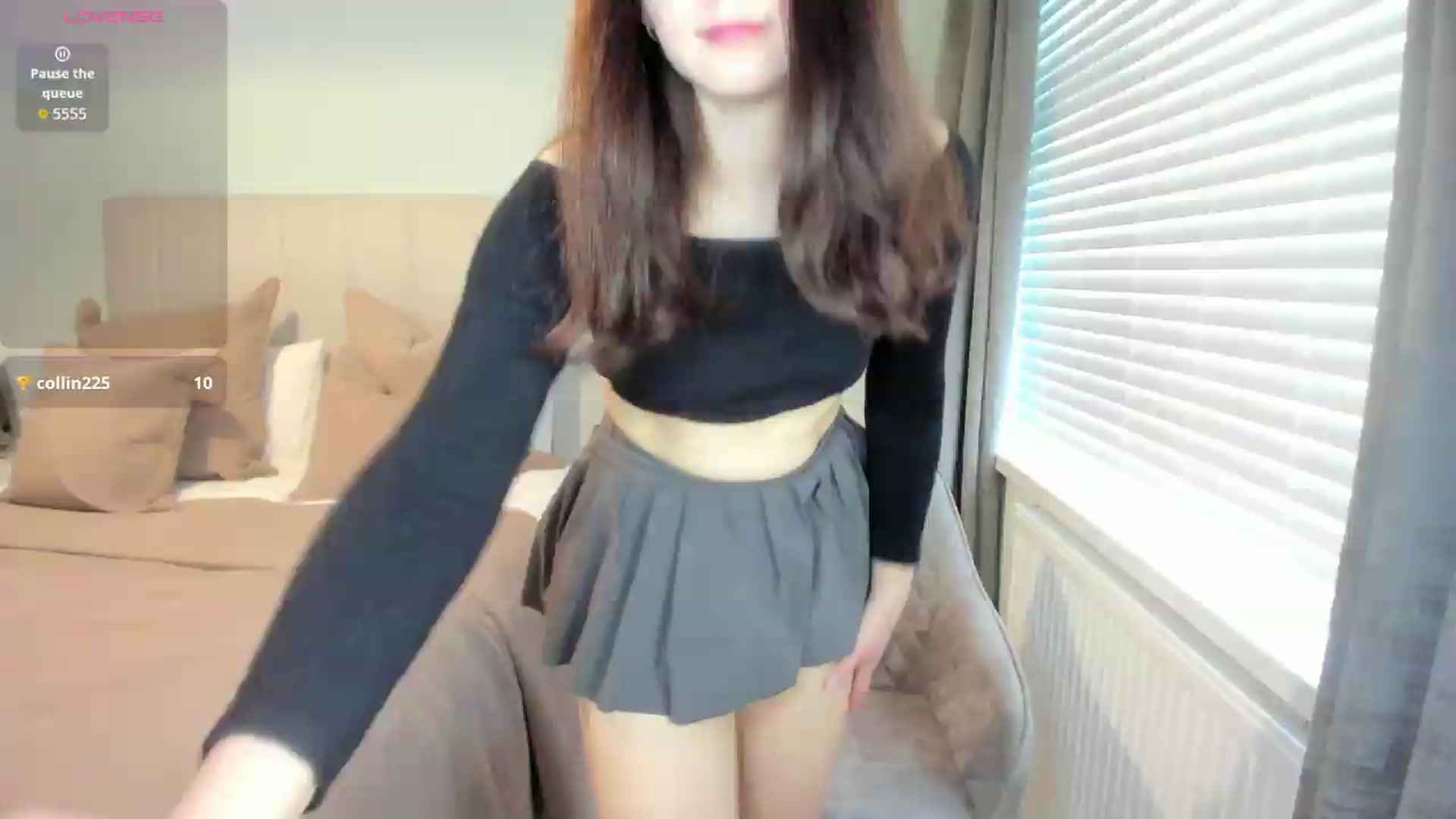 Gallery image thumbnail from SylviaShine's myfreecams stream on, 09/03/2026, 18:32 image 4 of 20