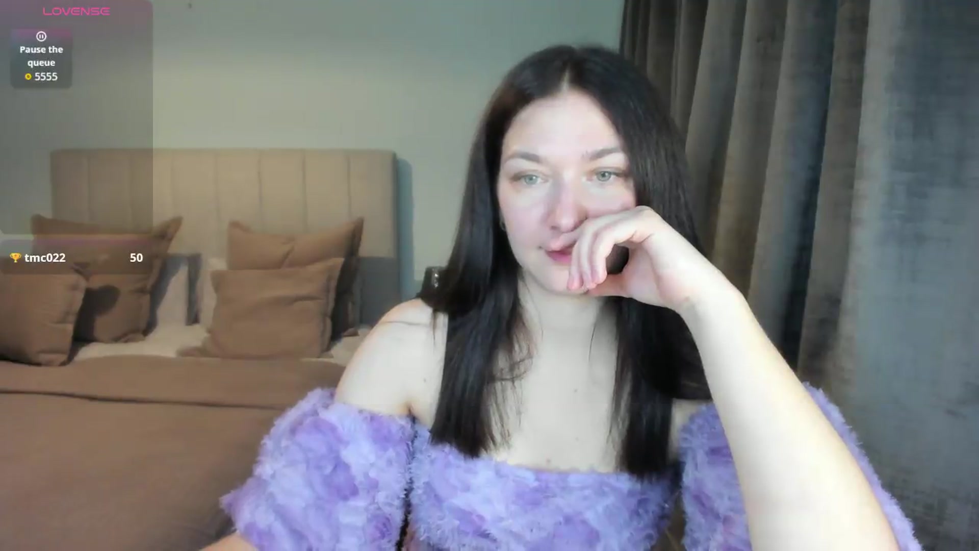Gallery image thumbnail from SylviaShine's myfreecams stream on, 09/09/2026, 18:45 image 19 of 20