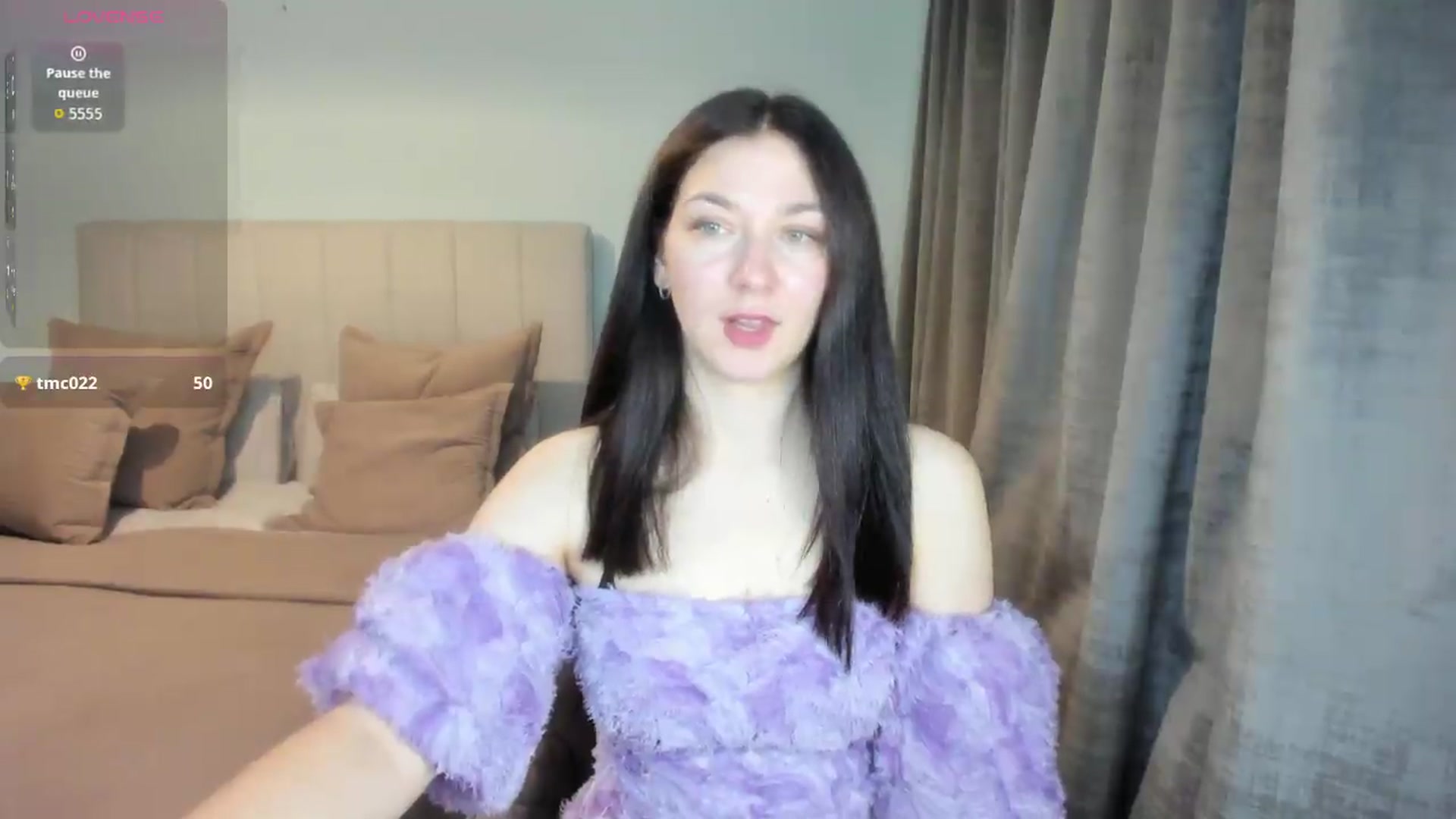 Gallery image thumbnail from SylviaShine's myfreecams stream on, 09/09/2026, 18:45 image 16 of 20