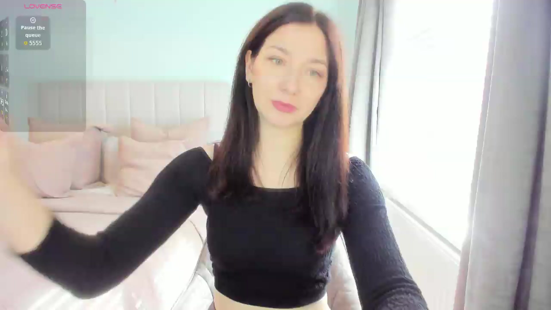 Gallery image thumbnail from SylviaShine's myfreecams stream on, 09/12/2026, 10:00 image 3 of 20
