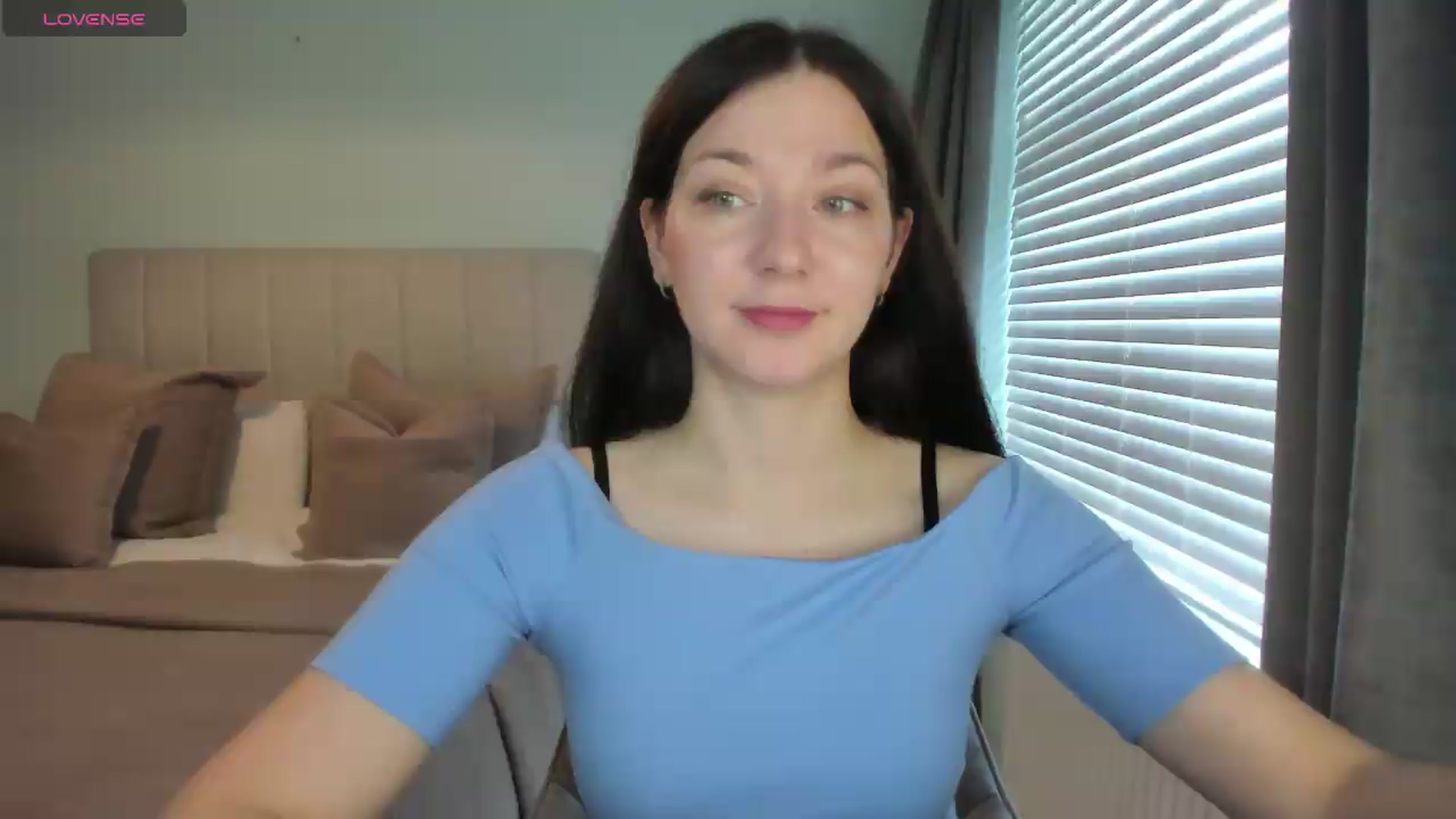 Gallery image thumbnail from SylviaShine's myfreecams stream on, 09/23/2026, 07:59 image 14 of 20
