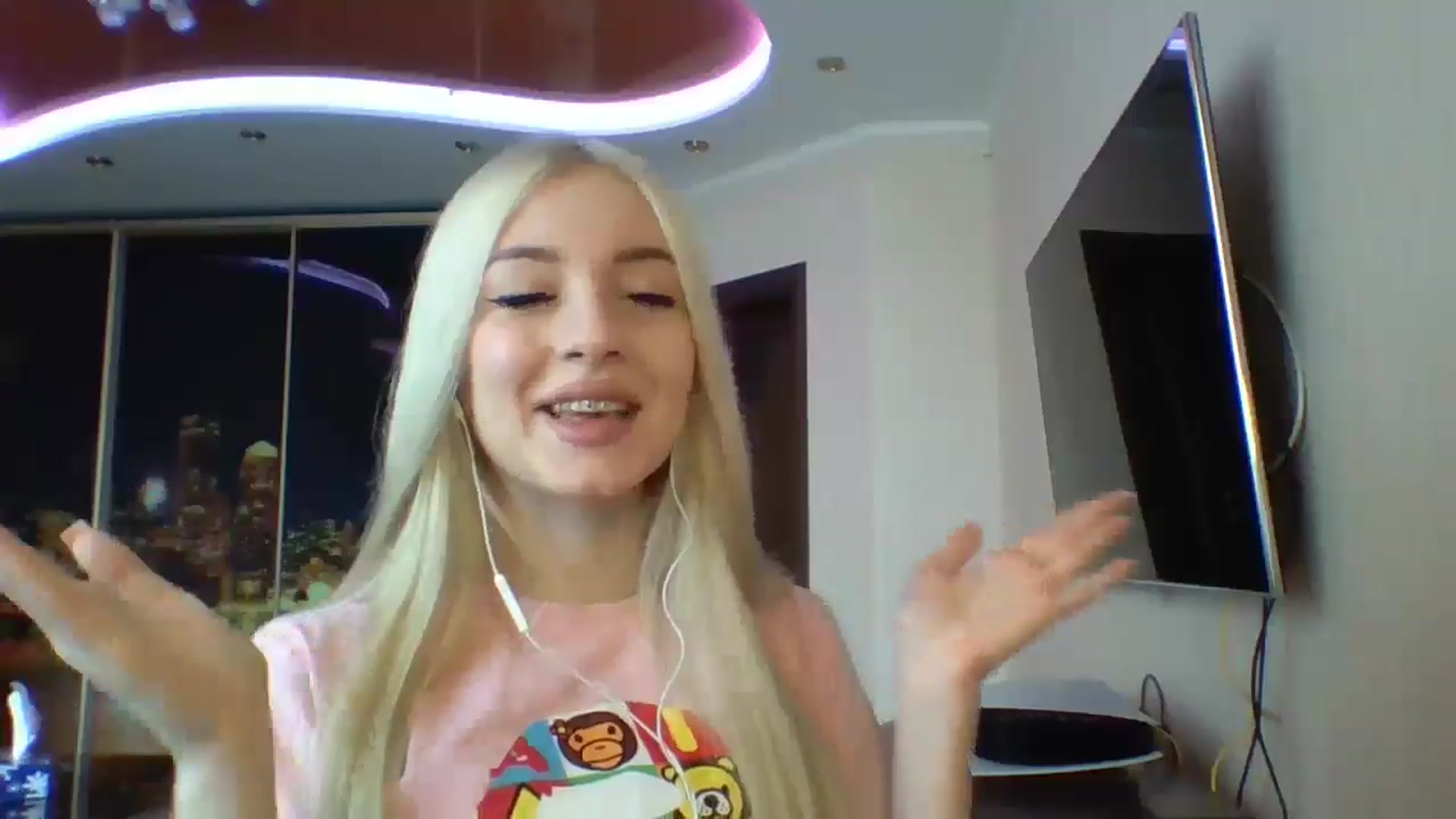 Gallery image thumbnail from SyndyRein's myfreecams stream on, 04/22/2026, 10:19 image 5 of 20