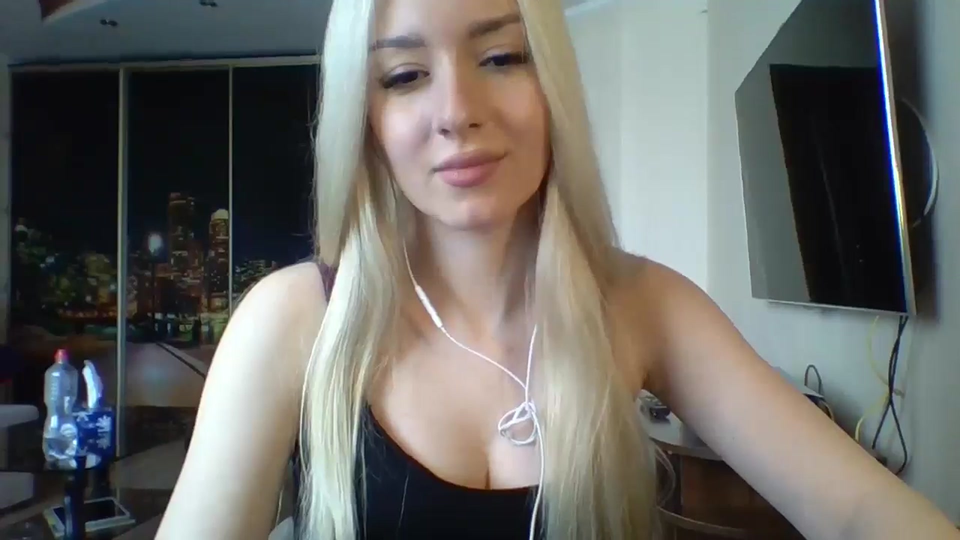 Gallery image thumbnail from SyndyRein's myfreecams stream on, 04/23/2026, 13:06 image 5 of 20