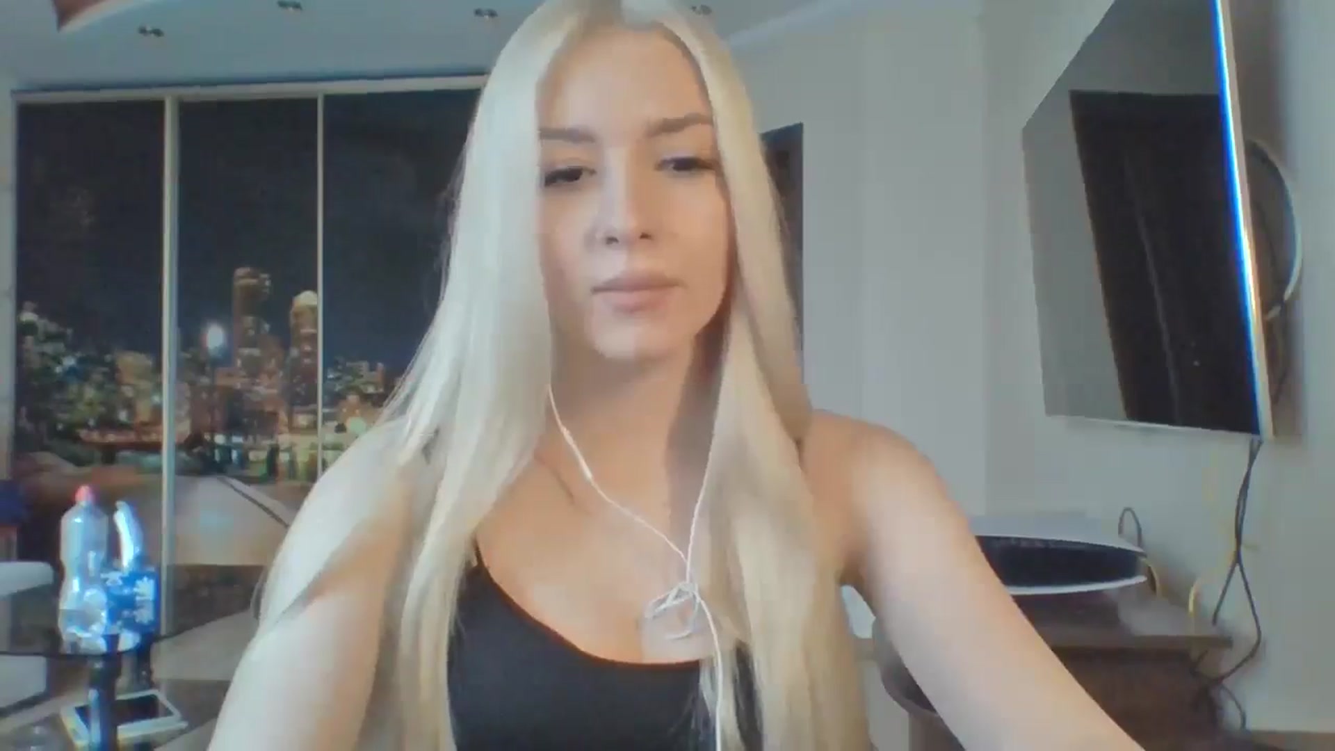 Gallery image thumbnail from SyndyRein's myfreecams stream on, 04/23/2026, 13:06 image 14 of 20