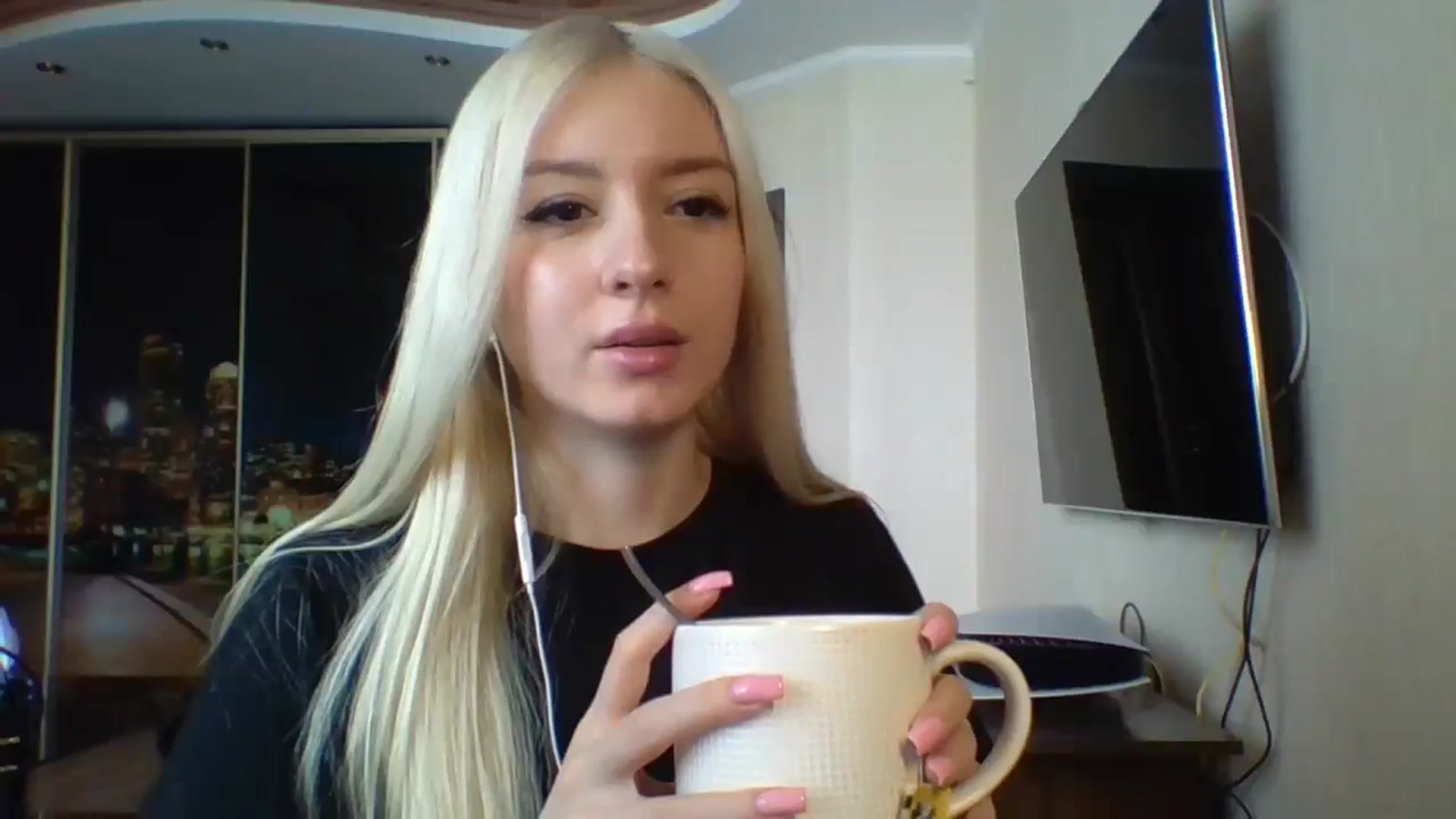 Gallery image thumbnail from SyndyRein's myfreecams stream on, 04/24/2026, 12:49 image 3 of 20