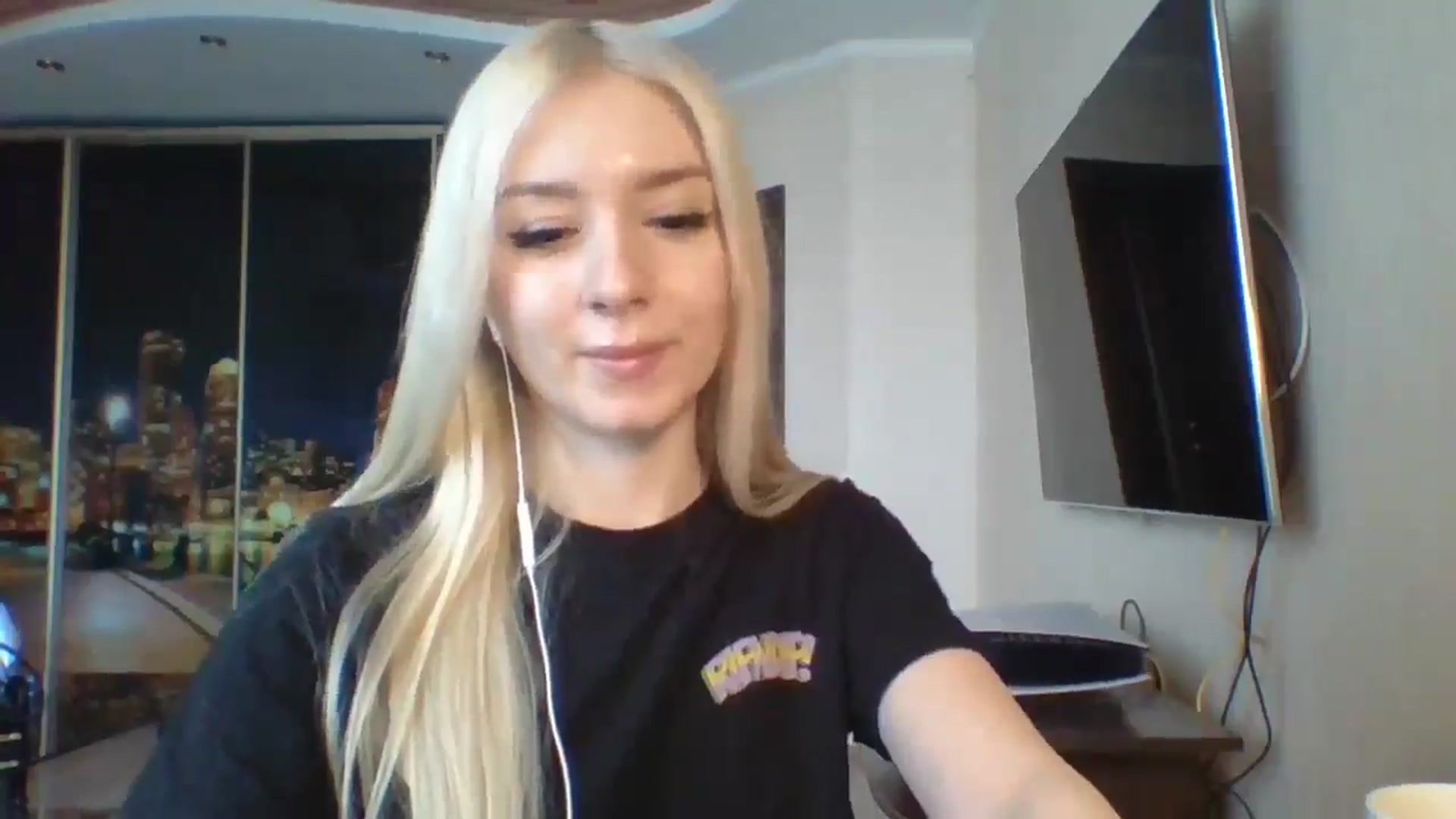 Gallery image thumbnail from SyndyRein's myfreecams stream on, 04/24/2026, 12:49 image 2 of 20