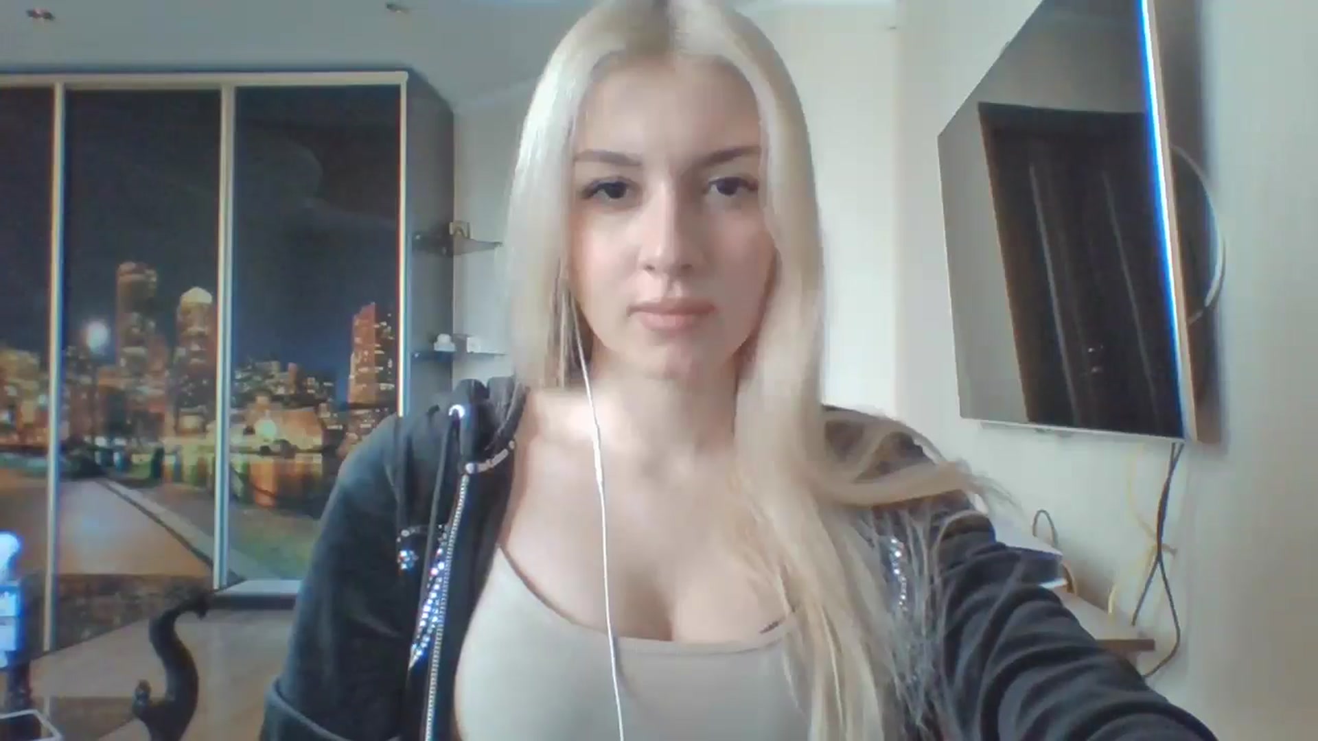 Gallery image thumbnail from SyndyRein's myfreecams stream on, 04/27/2026, 15:01 image 3 of 20