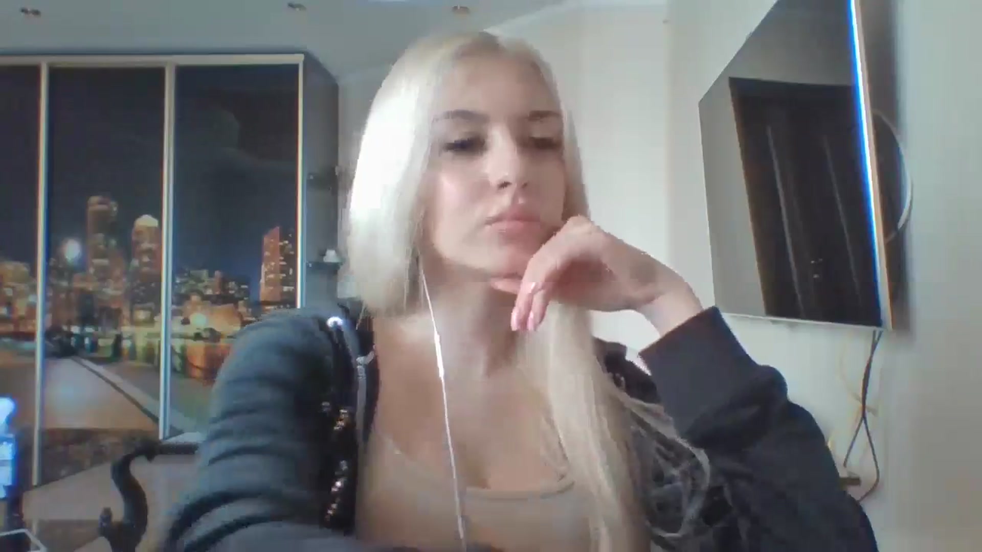 Gallery image thumbnail from SyndyRein's myfreecams stream on, 04/27/2026, 15:01 image 8 of 20