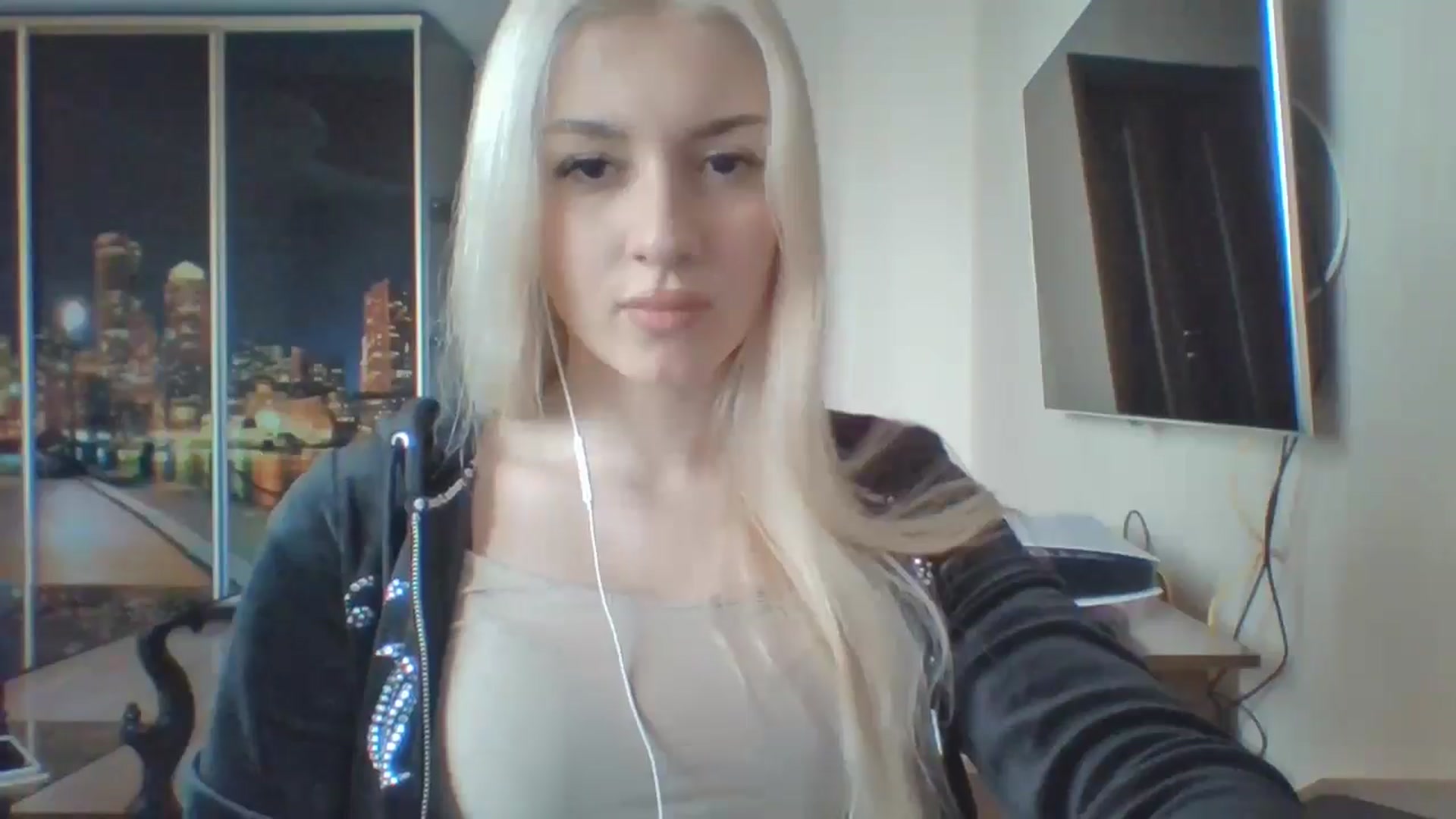 Gallery image thumbnail from SyndyRein's myfreecams stream on, 04/27/2026, 15:01 image 18 of 20