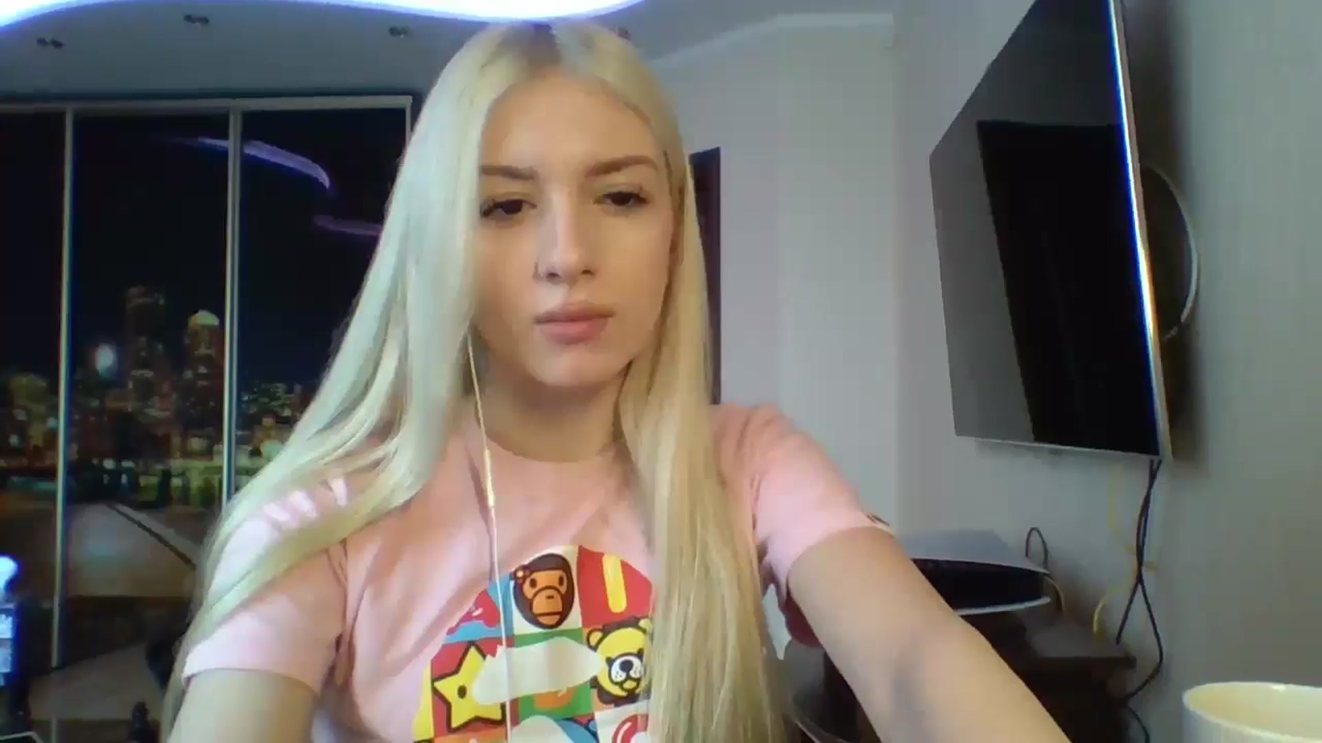Gallery image thumbnail from SyndyRein's myfreecams stream on, 04/28/2026, 10:36 image 6 of 20