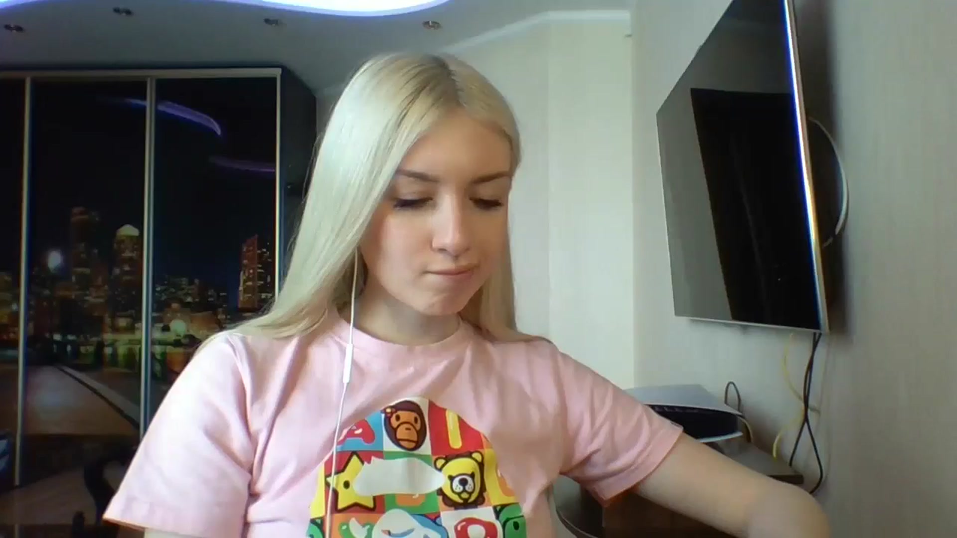 Gallery image thumbnail from SyndyRein's myfreecams stream on, 04/28/2026, 13:21 image 16 of 20