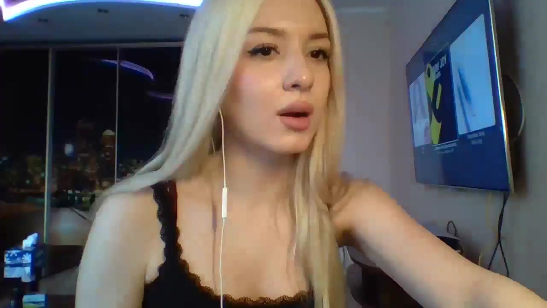 Gallery image thumbnail from SyndyRein's myfreecams stream on, 04/29/2026, 10:45 image 20 of 20