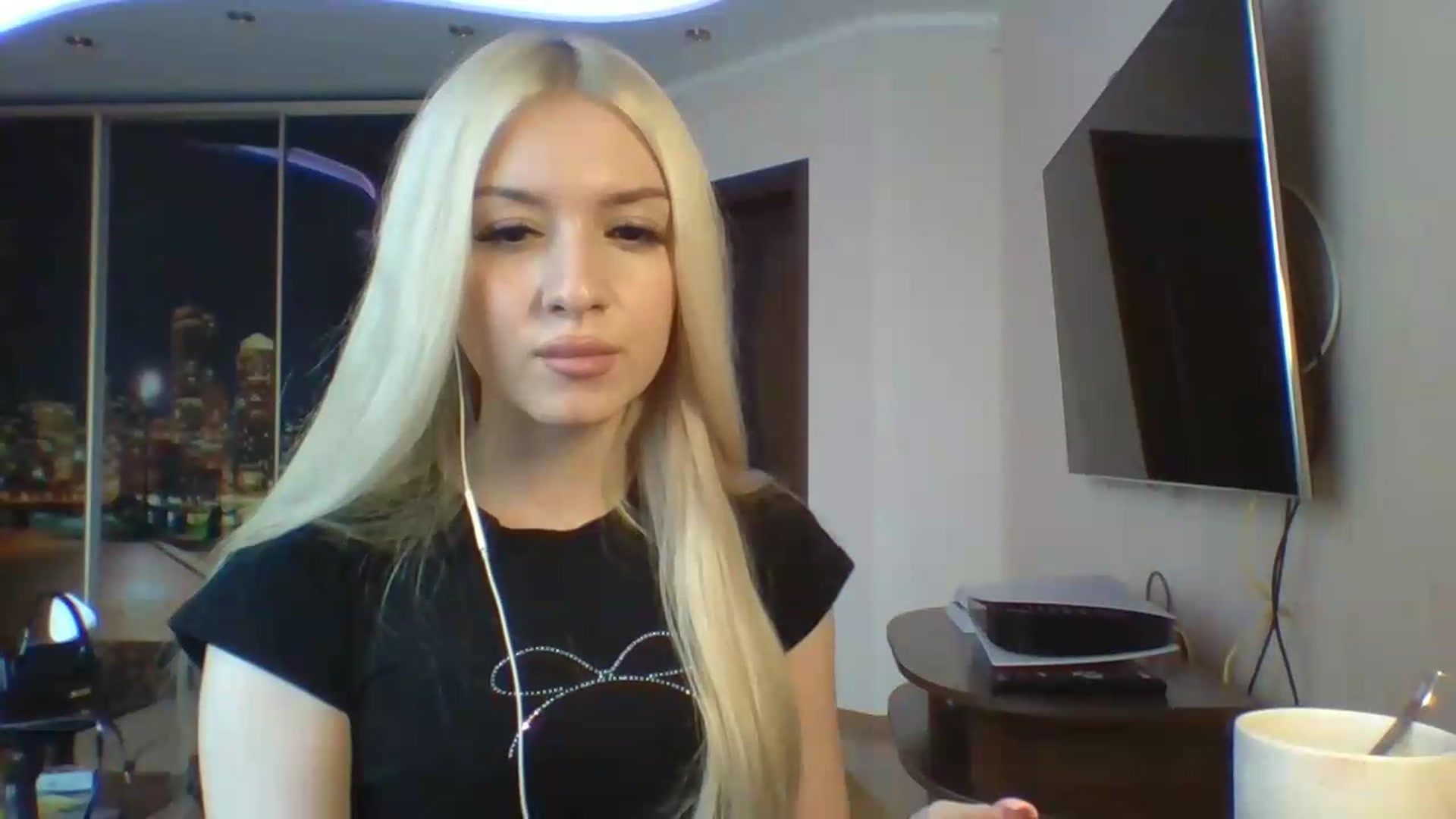 Gallery image thumbnail from SyndyRein's myfreecams stream on, 04/30/2026, 11:29 image 20 of 20