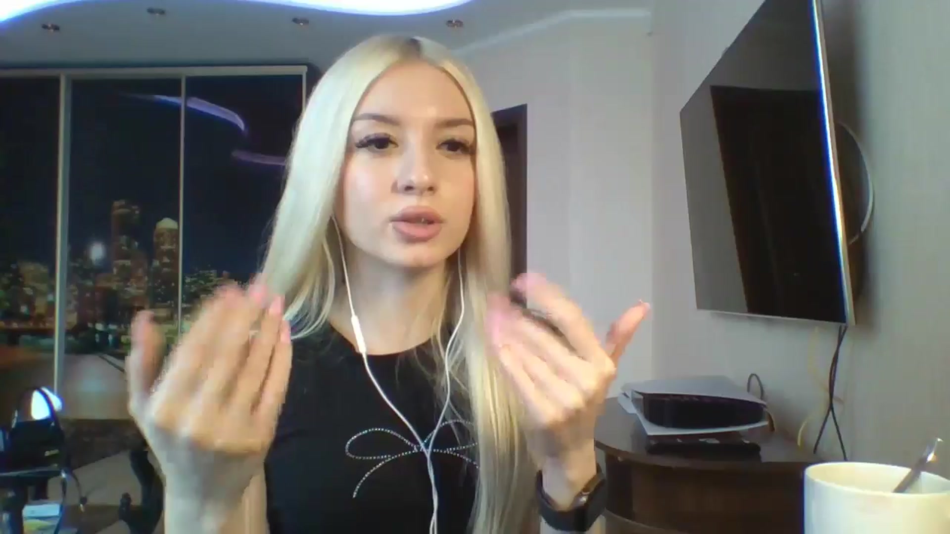 Gallery image thumbnail from SyndyRein's myfreecams stream on, 04/30/2026, 12:14 image 9 of 20