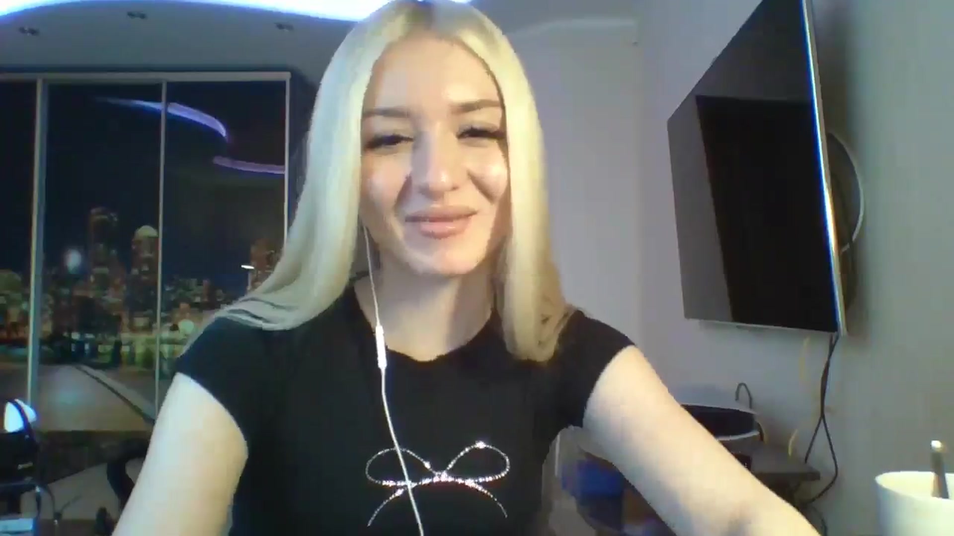 Gallery image thumbnail from SyndyRein's myfreecams stream on, 04/30/2026, 14:14 image 20 of 20