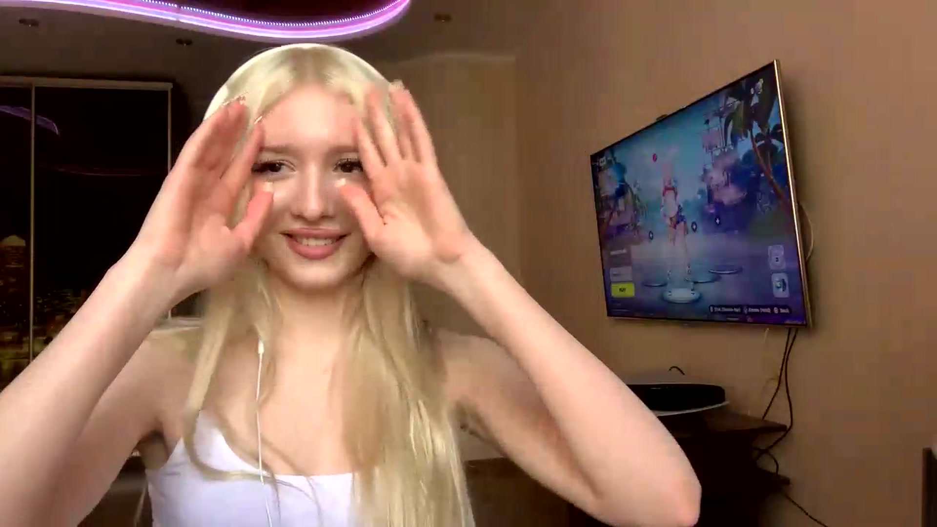 Gallery image thumbnail from SyndyRein's myfreecams stream on, 05/21/2026, 09:44 image 18 of 20