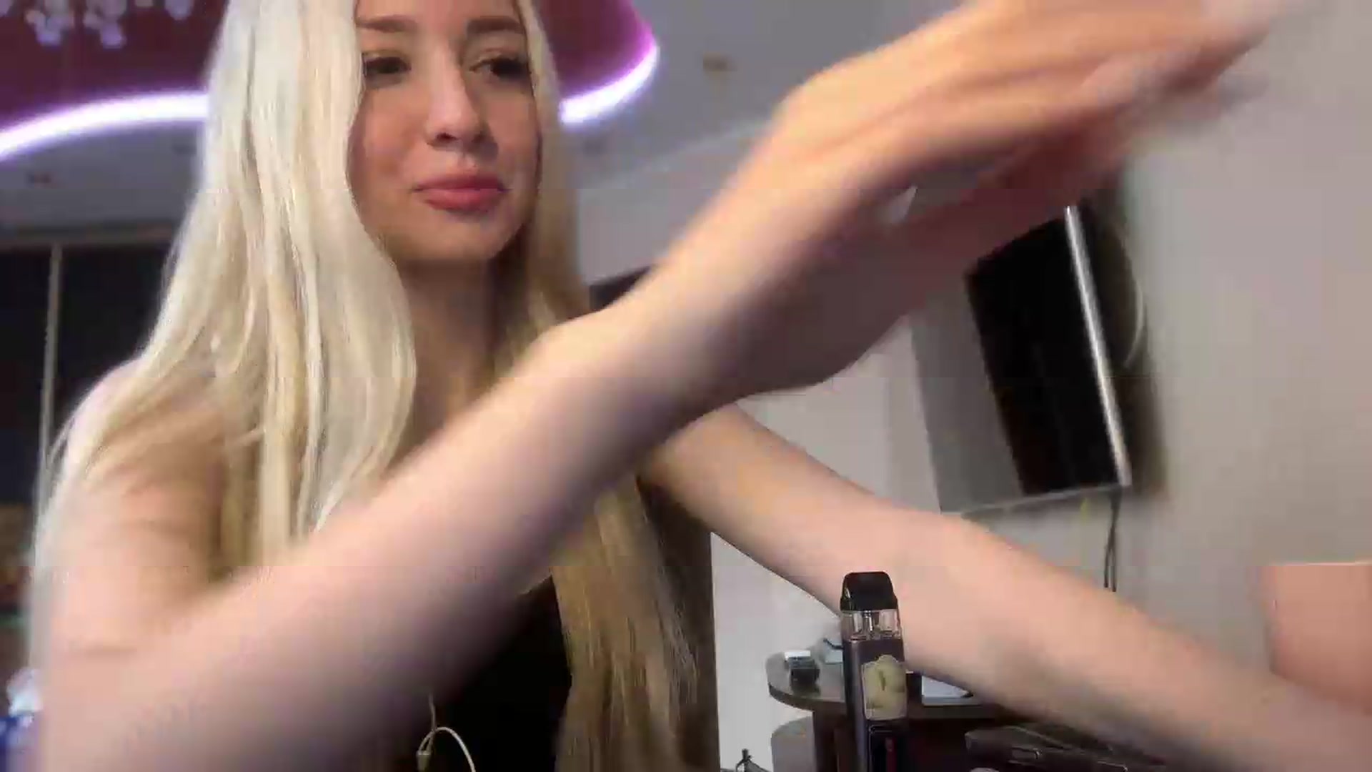 Gallery image thumbnail from SyndyRein's myfreecams stream on, 05/25/2026, 08:42 image 10 of 20