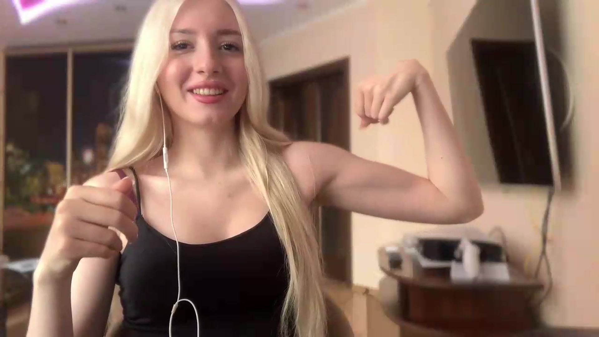 Gallery image thumbnail from SyndyRein's myfreecams stream on, 05/25/2026, 09:59 image 8 of 20