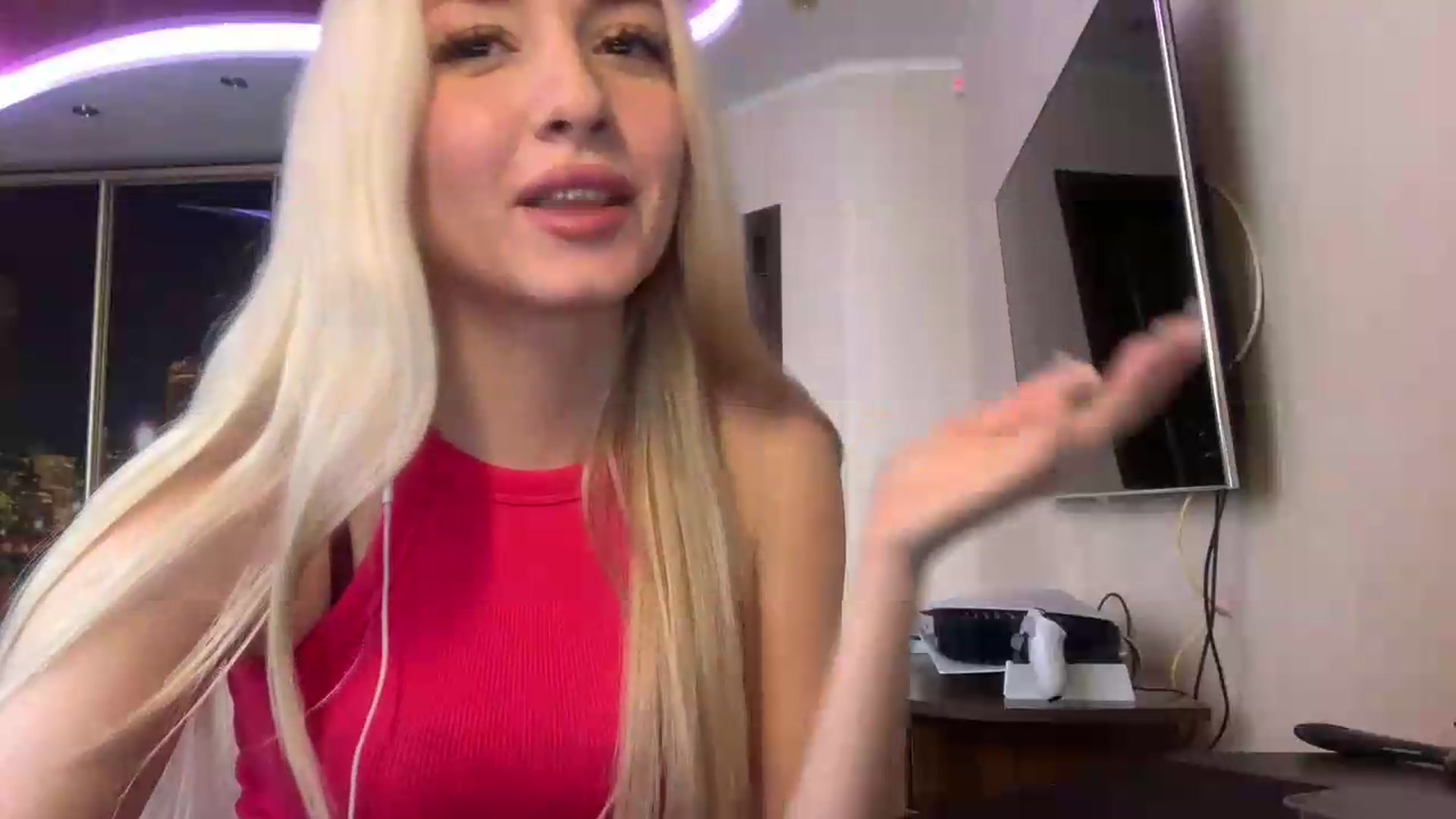 Gallery image thumbnail from SyndyRein's myfreecams stream on, 05/26/2026, 10:21 image 11 of 20