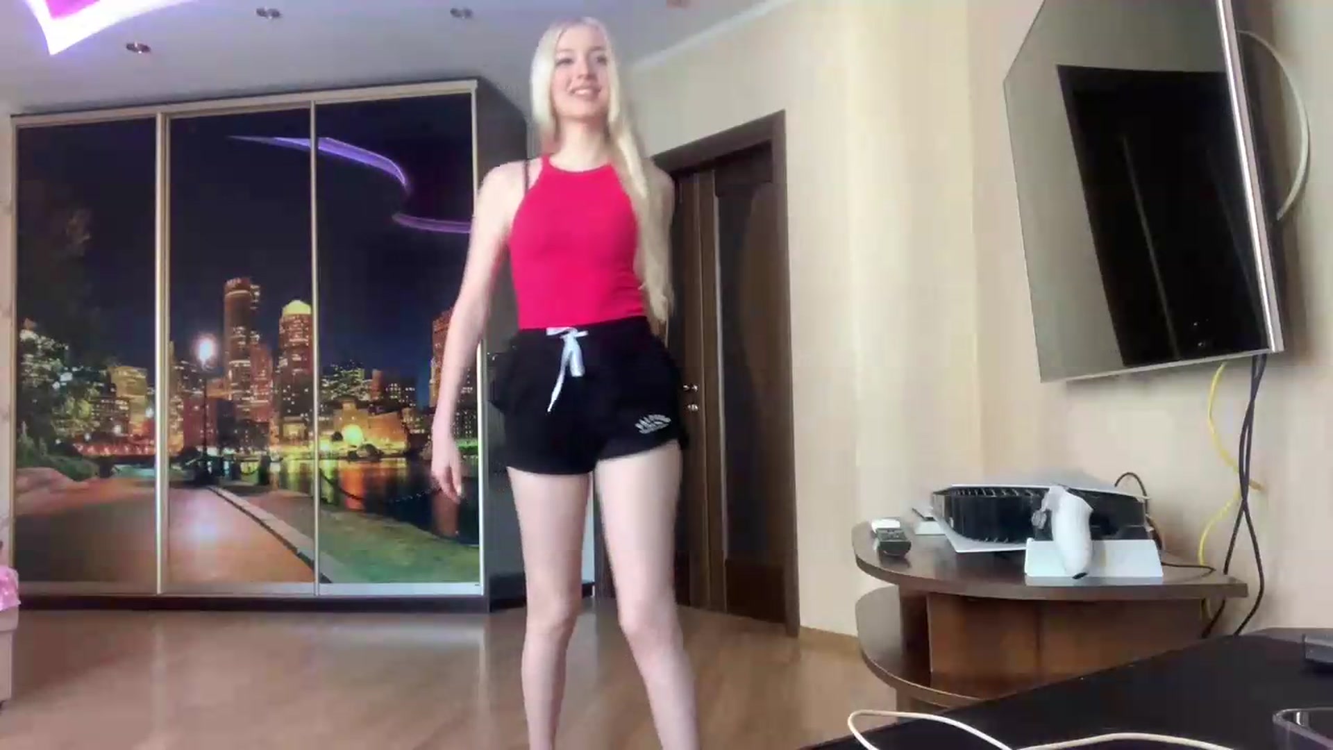 Gallery image thumbnail from SyndyRein's myfreecams stream on, 05/26/2026, 10:21 image 20 of 20