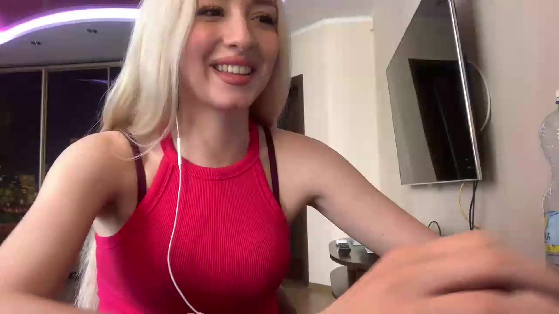 Gallery image thumbnail from SyndyRein's myfreecams stream on, 05/26/2026, 10:49 image 17 of 20
