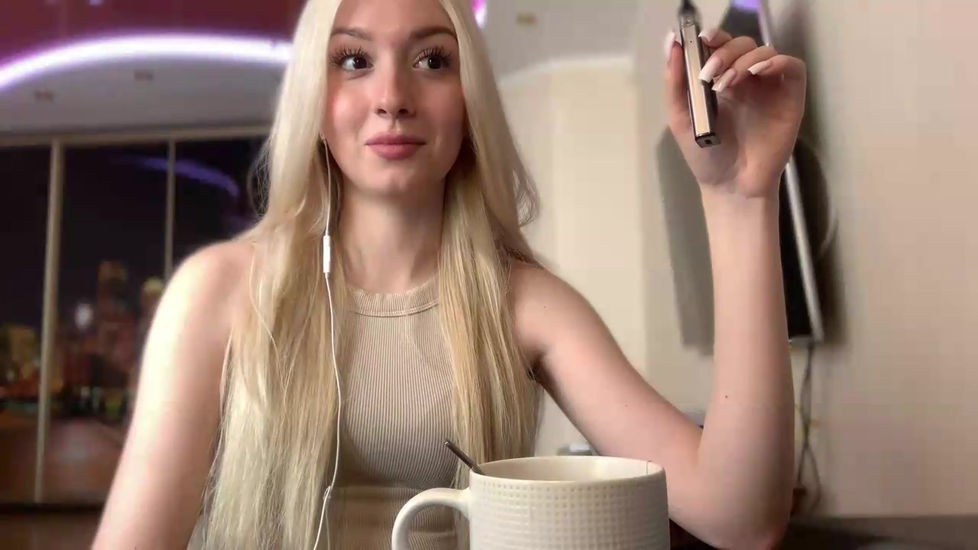 Gallery image thumbnail from SyndyRein's myfreecams stream on, 05/27/2026, 11:12 image 15 of 20