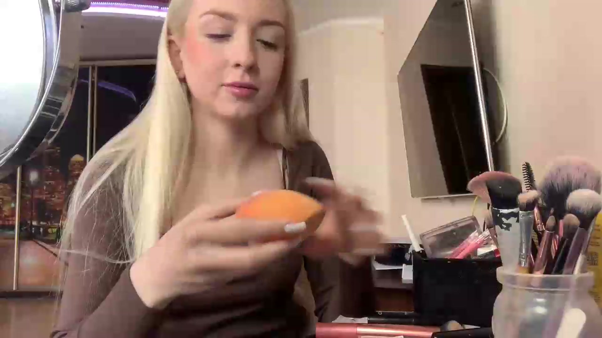Gallery image thumbnail from SyndyRein's myfreecams stream on, 05/28/2026, 13:03 image 4 of 20