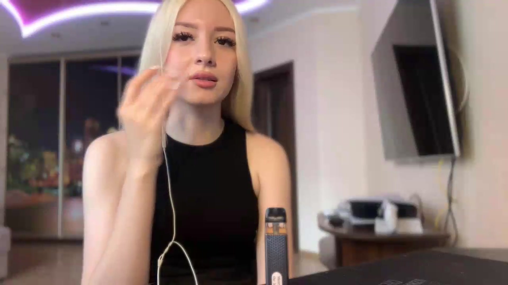 Gallery image thumbnail from SyndyRein's myfreecams stream on, 05/29/2026, 08:45 image 2 of 20