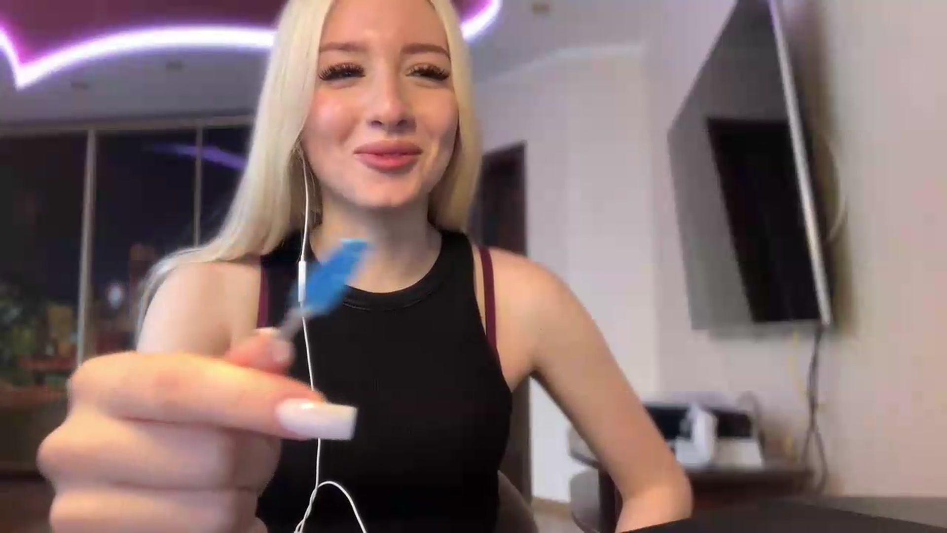 Gallery image thumbnail from SyndyRein's myfreecams stream on, 05/29/2026, 10:00 image 13 of 20
