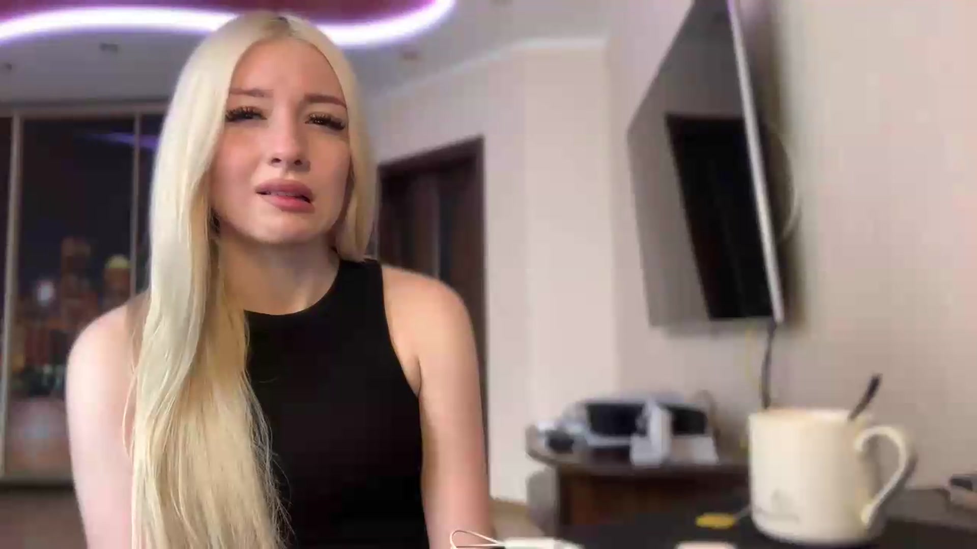 Gallery image thumbnail from SyndyRein's myfreecams stream on, 05/29/2026, 12:02 image 17 of 20