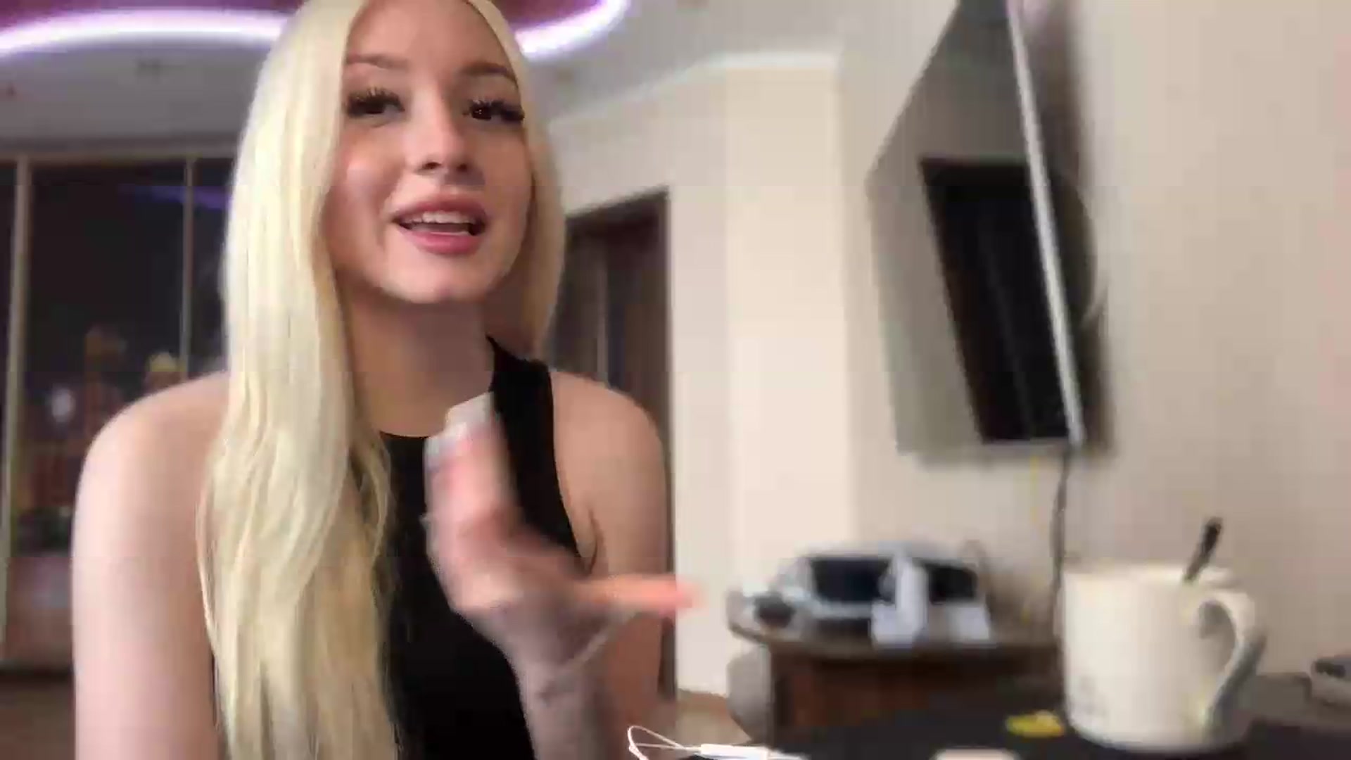 Gallery image thumbnail from SyndyRein's myfreecams stream on, 05/29/2026, 12:02 image 12 of 20