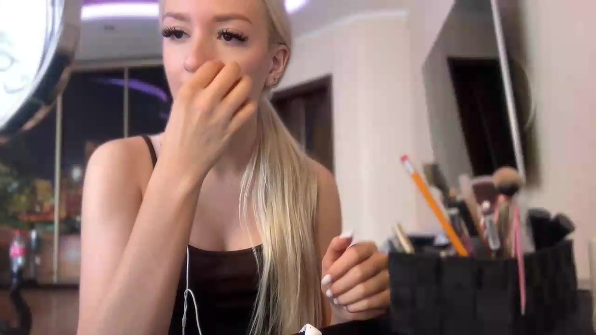 Gallery image thumbnail from SyndyRein's myfreecams stream on, 06/01/2026, 08:50 image 12 of 20