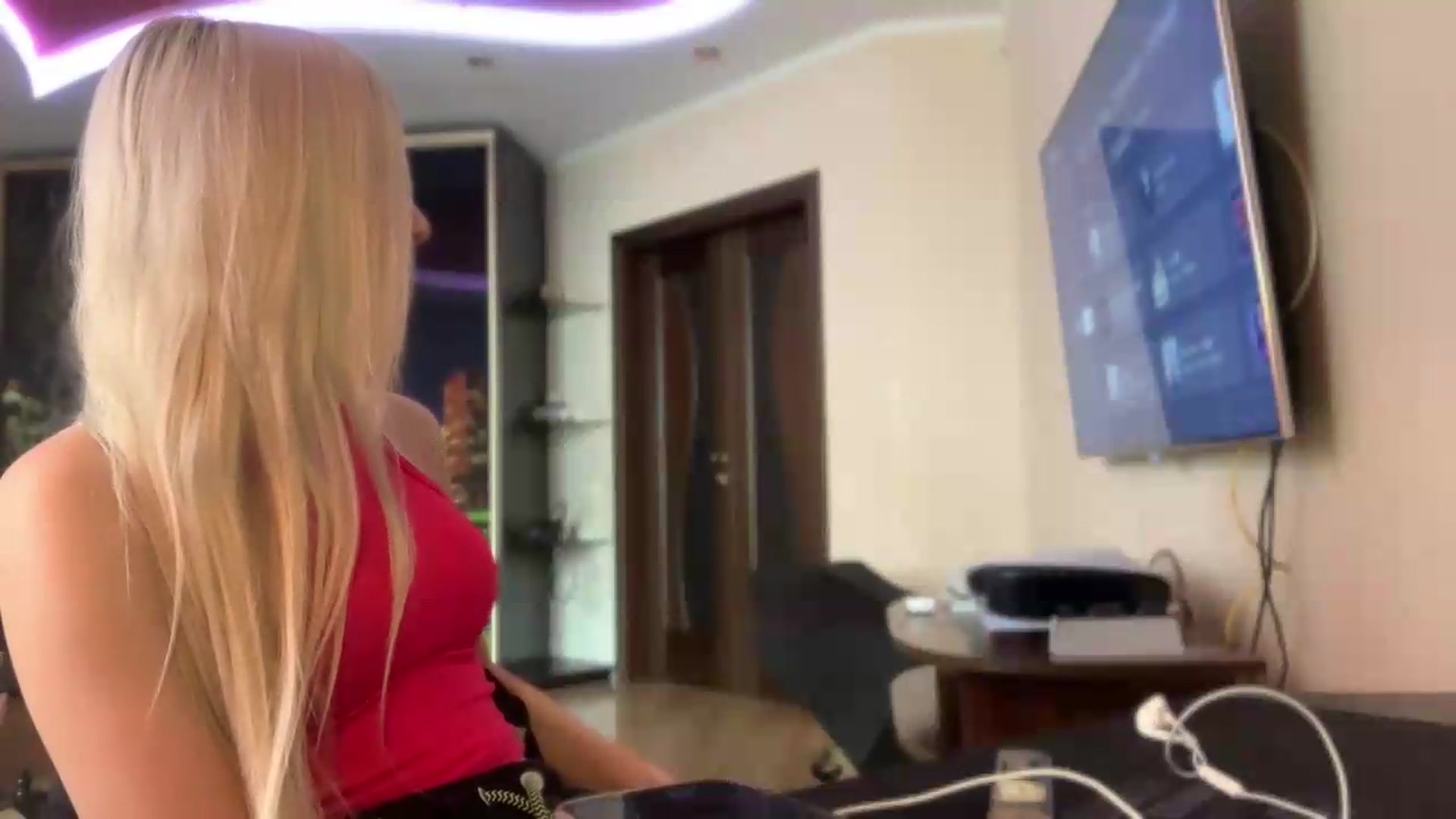 Gallery image thumbnail from SyndyRein's myfreecams stream on, 06/04/2026, 11:41 image 2 of 20
