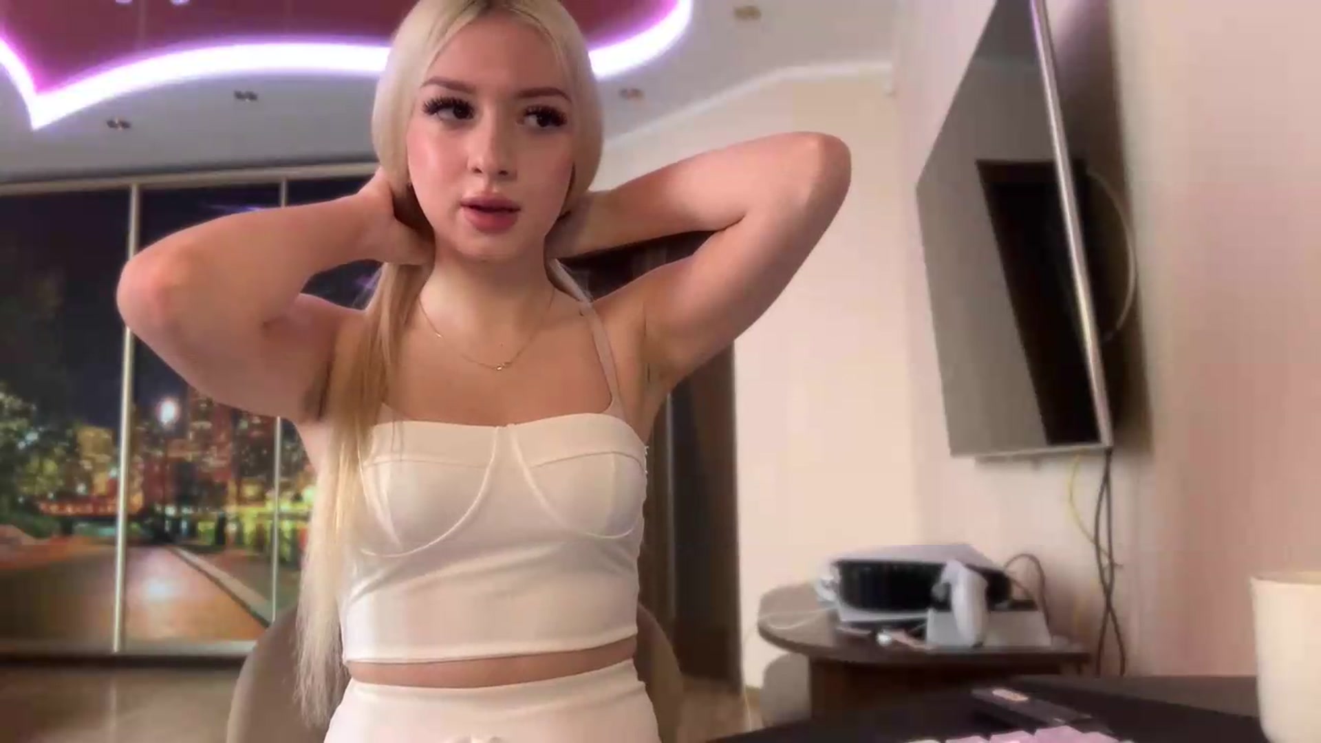 Gallery image thumbnail from SyndyRein's myfreecams stream on, 06/16/2026, 08:40 image 7 of 20