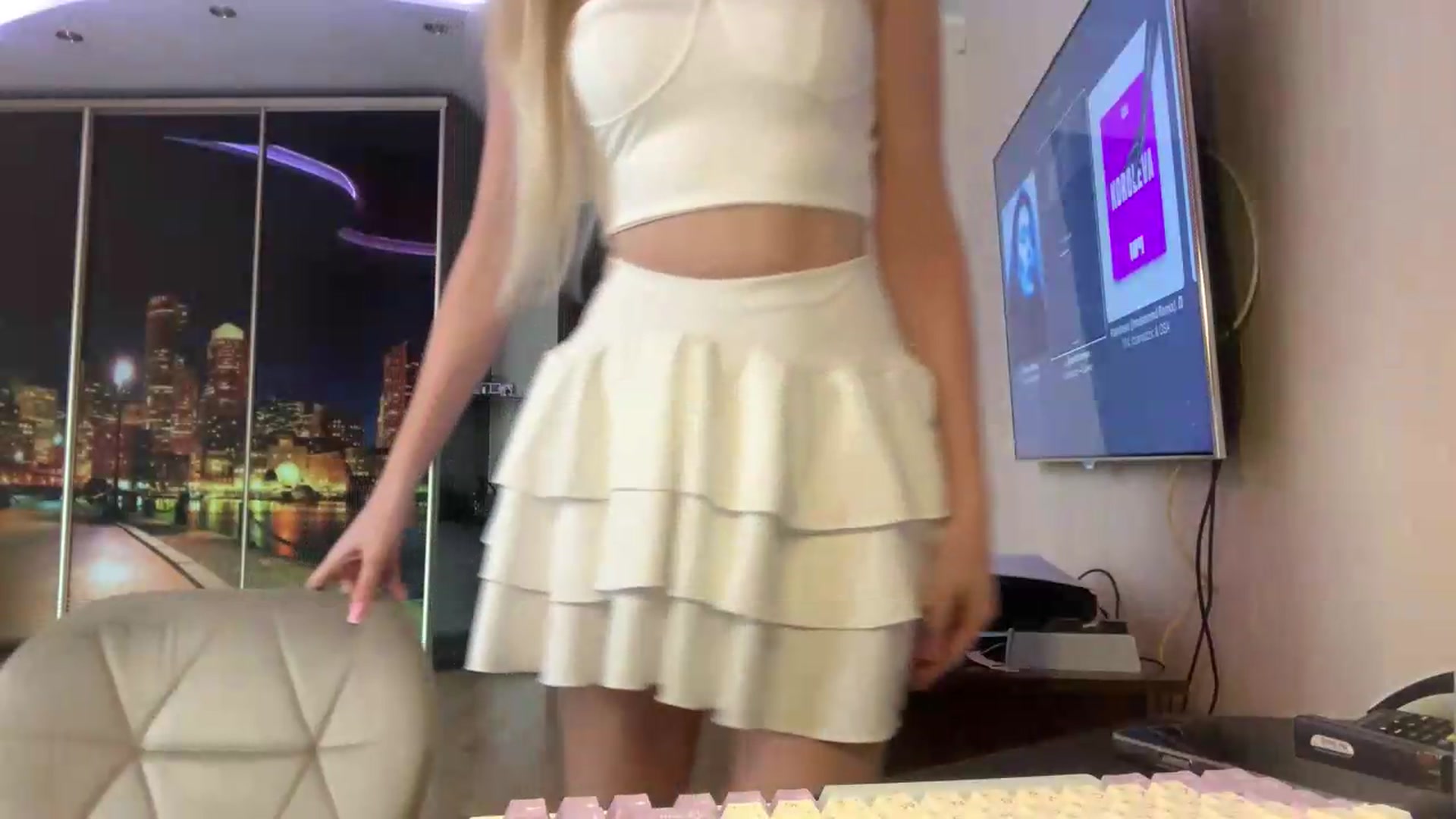 Gallery image thumbnail from SyndyRein's myfreecams stream on, 06/16/2026, 11:36 image 13 of 20