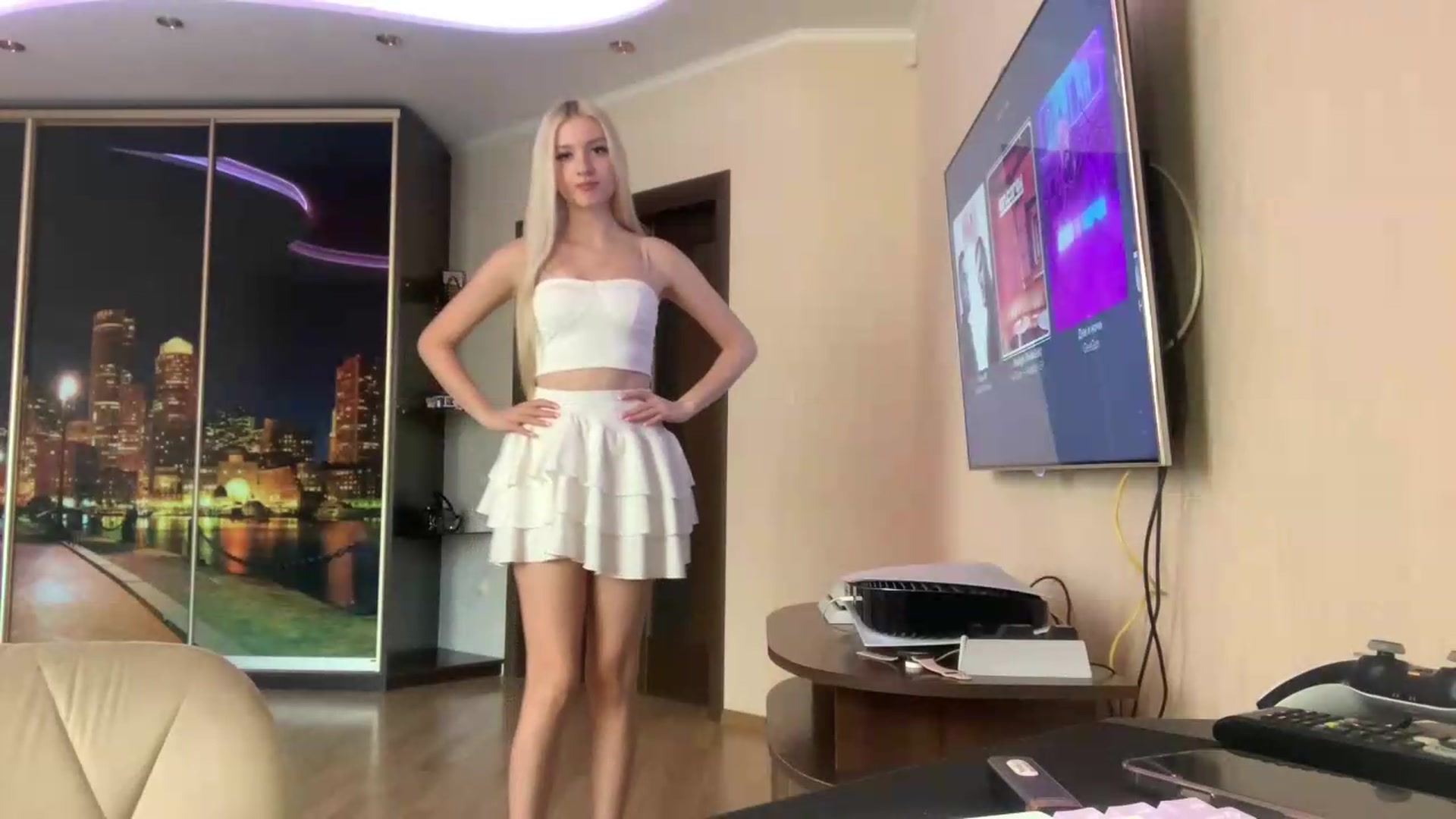 Gallery image thumbnail from SyndyRein's myfreecams stream on, 06/16/2026, 12:00 image 6 of 20
