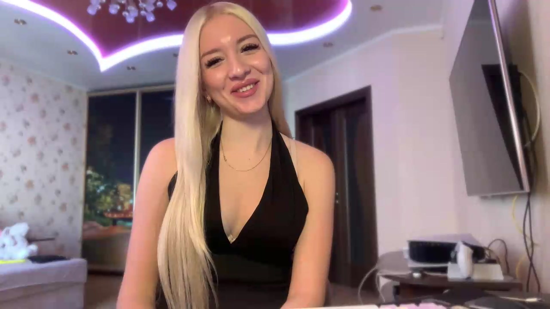 Gallery image thumbnail from SyndyRein's myfreecams stream on, 06/24/2026, 08:51 image 14 of 20