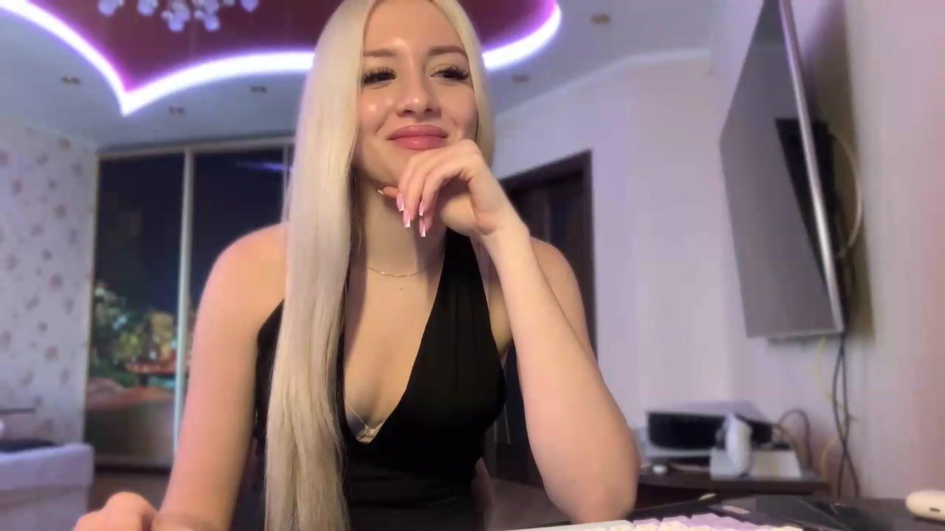 Gallery image thumbnail from SyndyRein's myfreecams stream on, 06/24/2026, 10:58 image 3 of 20