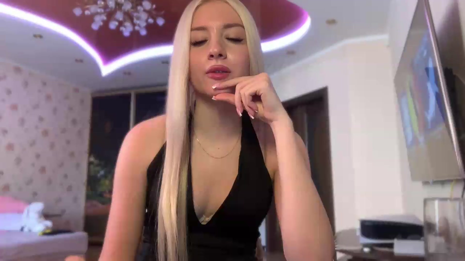 Gallery image thumbnail from SyndyRein's myfreecams stream on, 06/24/2026, 13:19 image 6 of 20