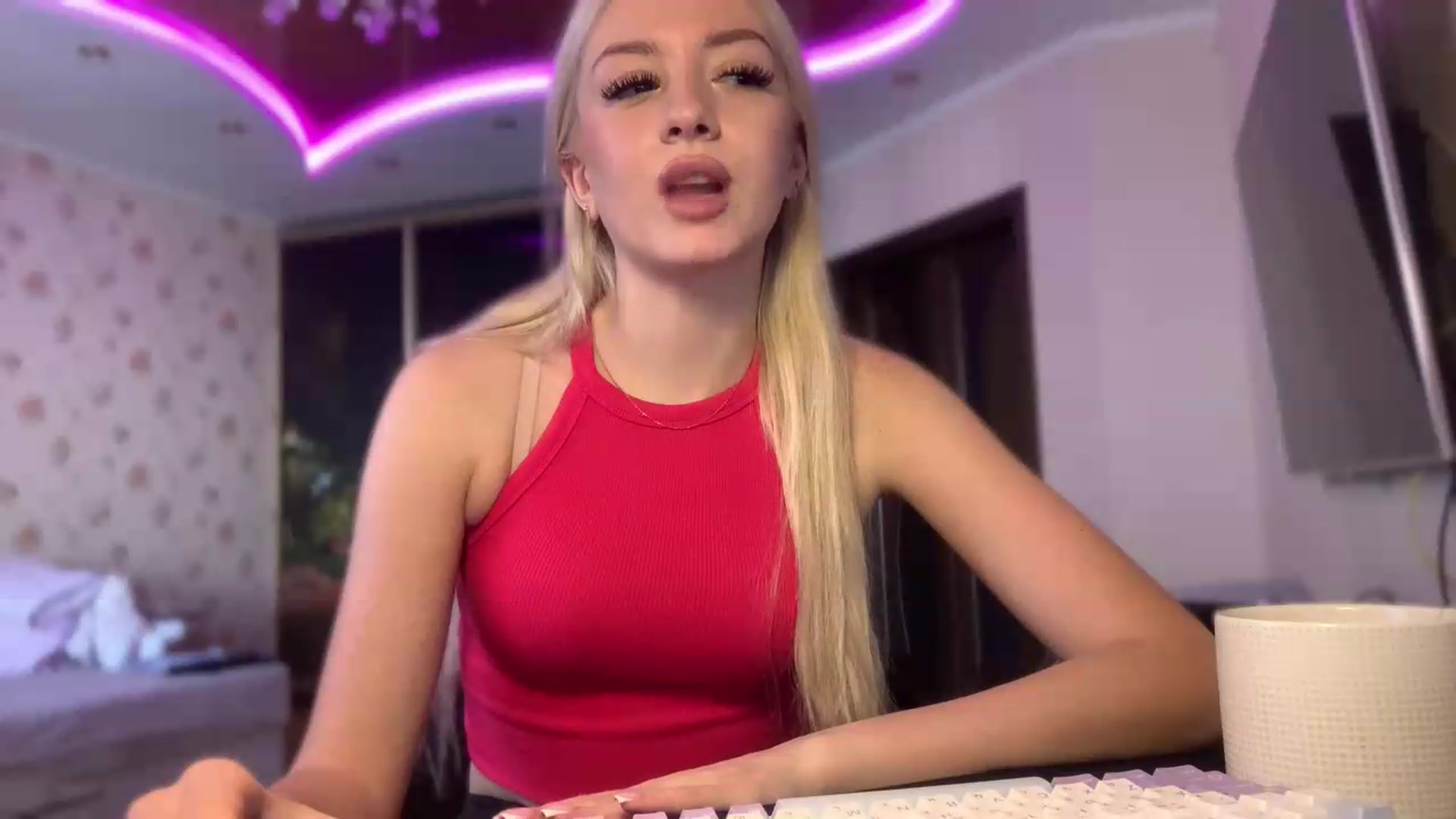 Gallery image thumbnail from SyndyRein's myfreecams stream on, 06/29/2026, 08:17 image 6 of 20