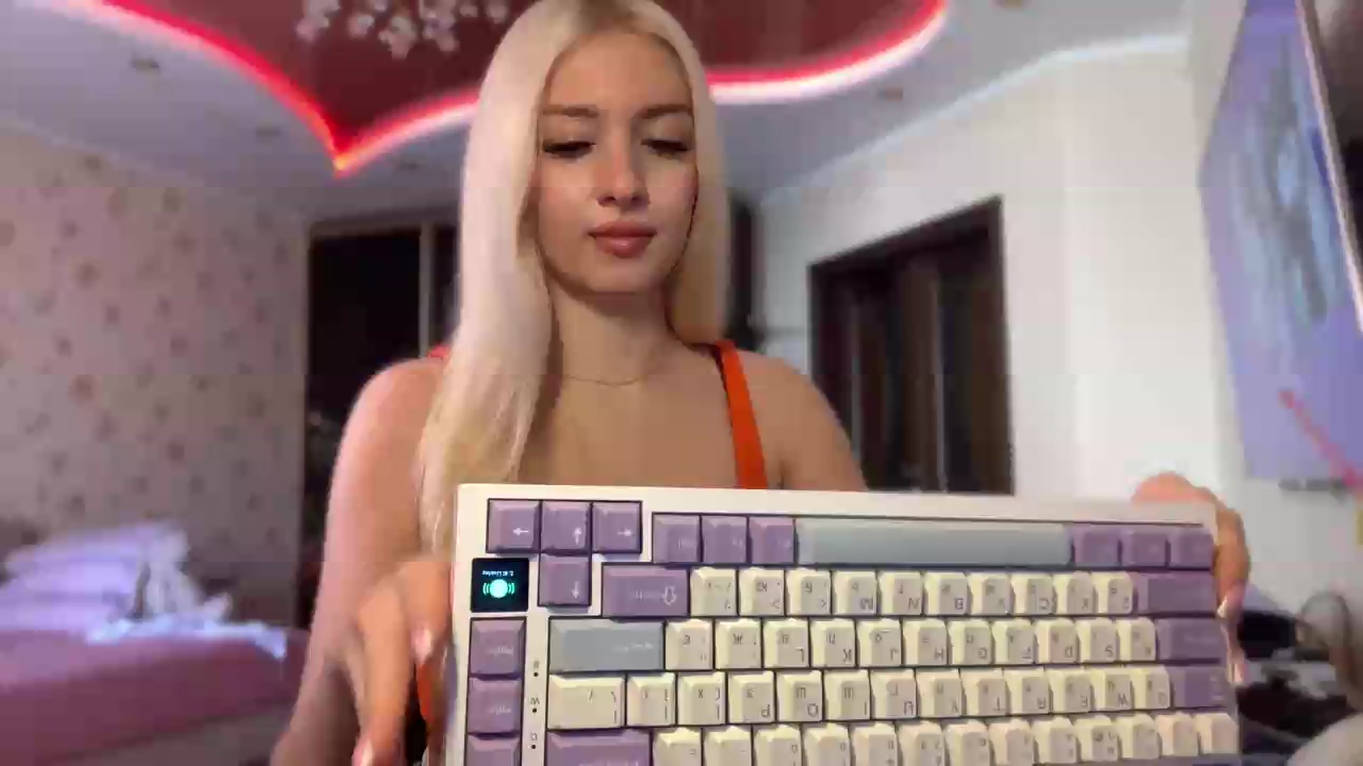 Gallery image thumbnail from SyndyRein's myfreecams stream on, 07/02/2026, 12:01 image 18 of 20