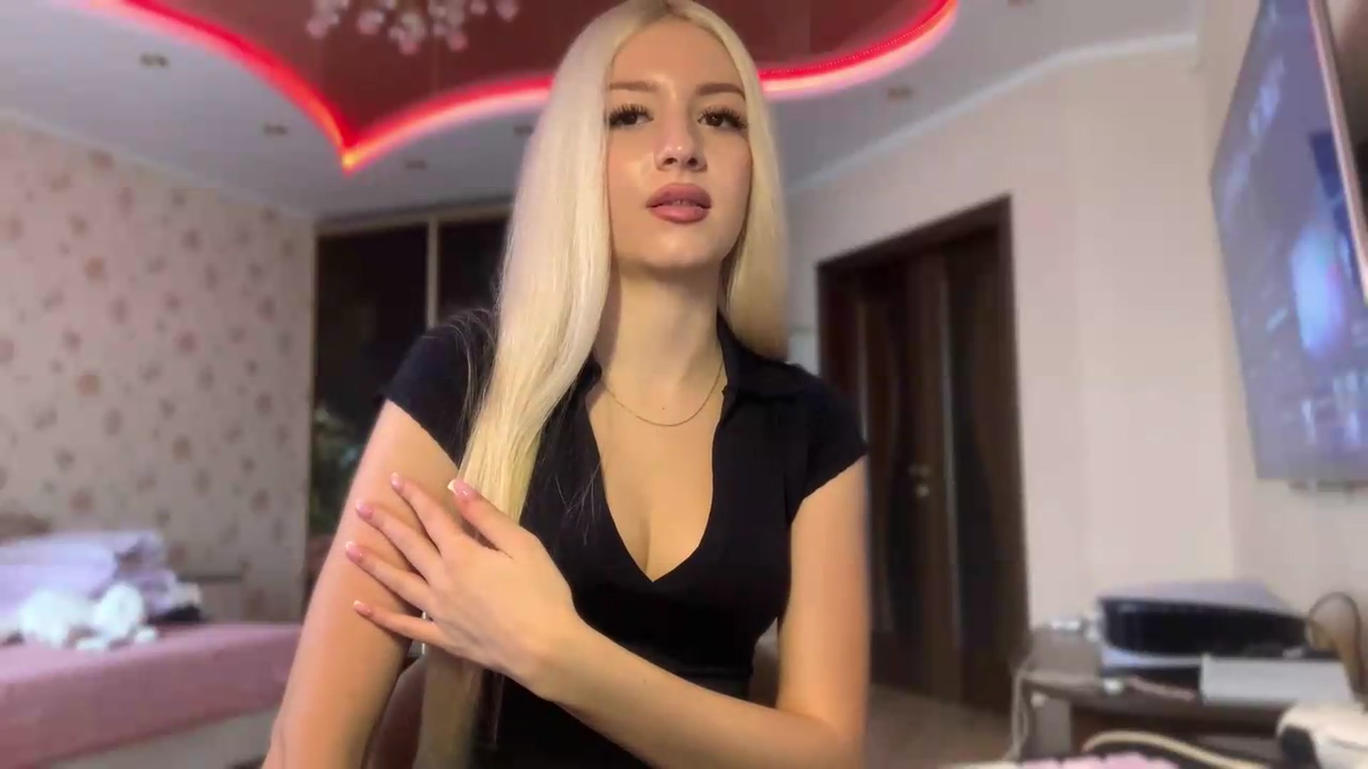 Gallery image thumbnail from SyndyRein's myfreecams stream on, 07/03/2026, 06:56 image 18 of 20