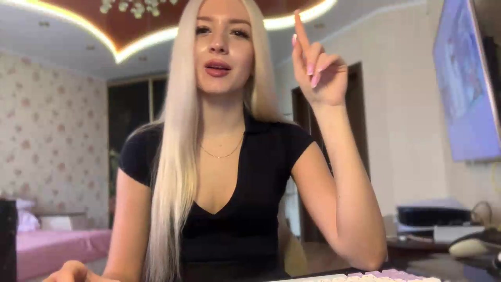 Gallery image thumbnail from SyndyRein's myfreecams stream on, 07/03/2026, 09:33 image 17 of 20