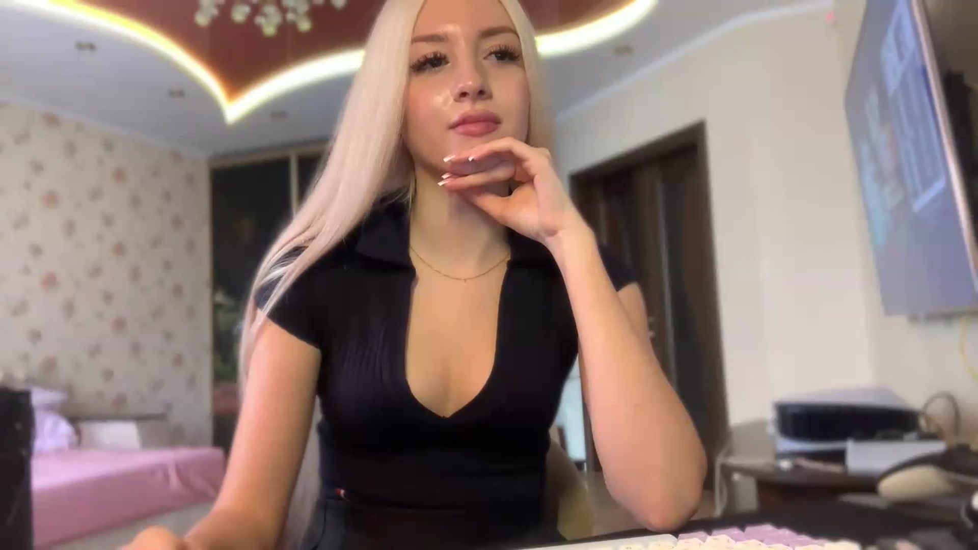 Gallery image thumbnail from SyndyRein's myfreecams stream on, 07/03/2026, 09:33 image 3 of 20
