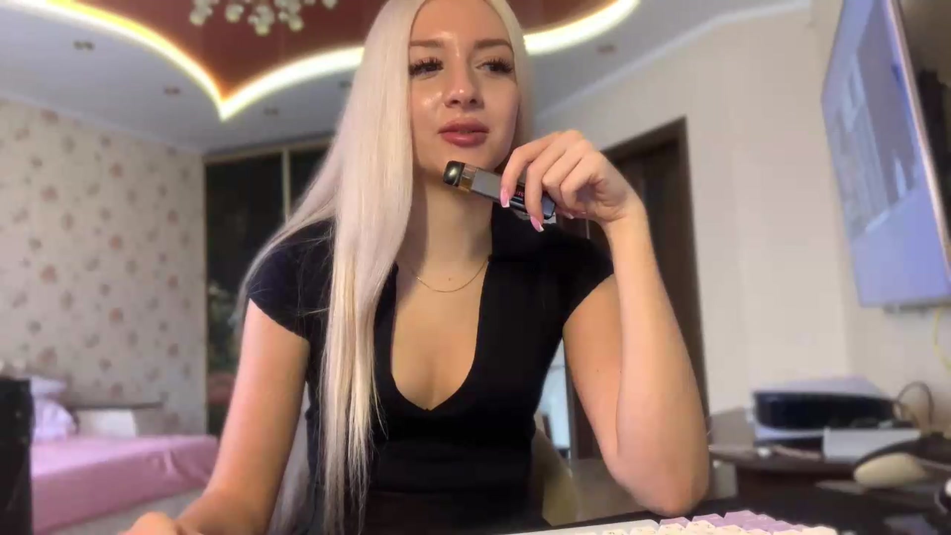 Gallery image thumbnail from SyndyRein's myfreecams stream on, 07/03/2026, 09:33 image 6 of 20