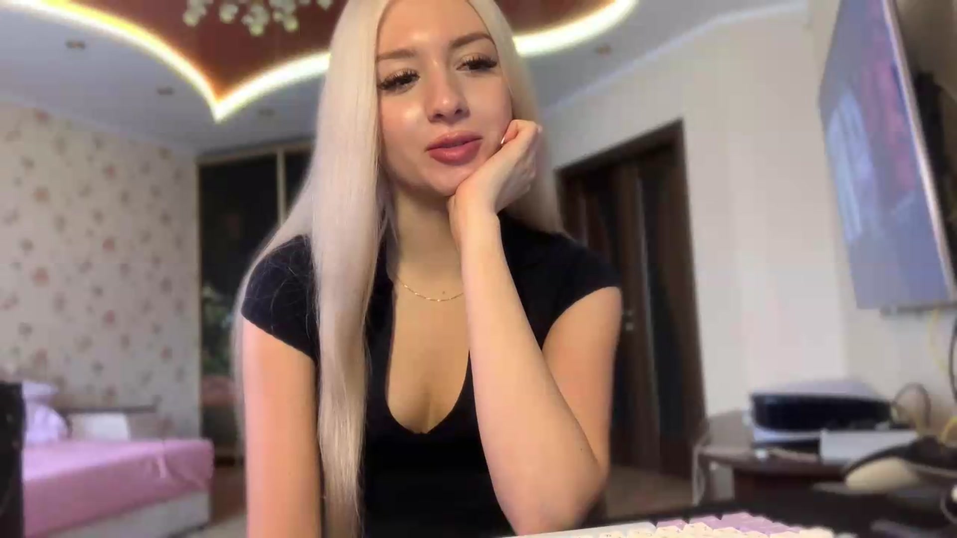 Gallery image thumbnail from SyndyRein's myfreecams stream on, 07/03/2026, 10:00 image 13 of 20