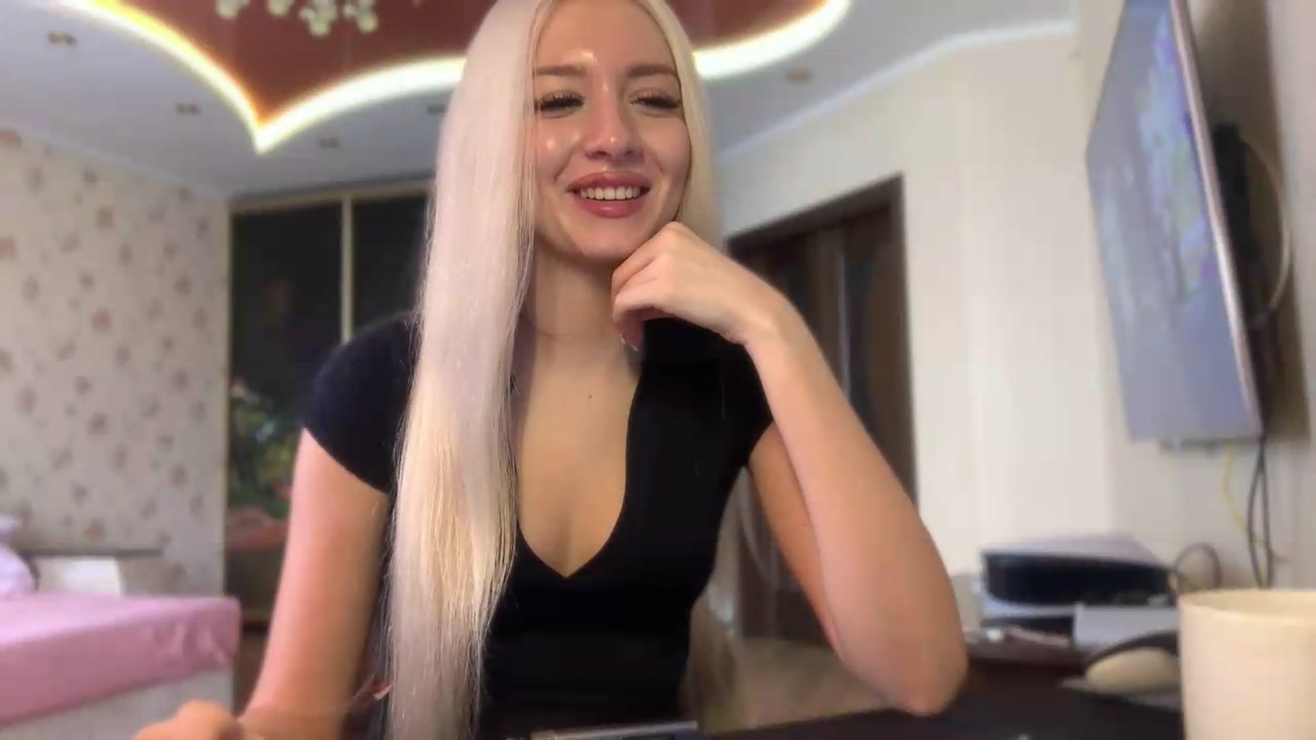 Gallery image thumbnail from SyndyRein's myfreecams stream on, 07/03/2026, 11:22 image 12 of 20