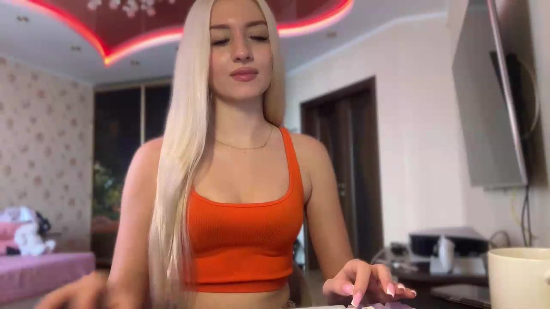 Gallery image thumbnail from SyndyRein's myfreecams stream on, 07/06/2026, 09:57 image 3 of 20