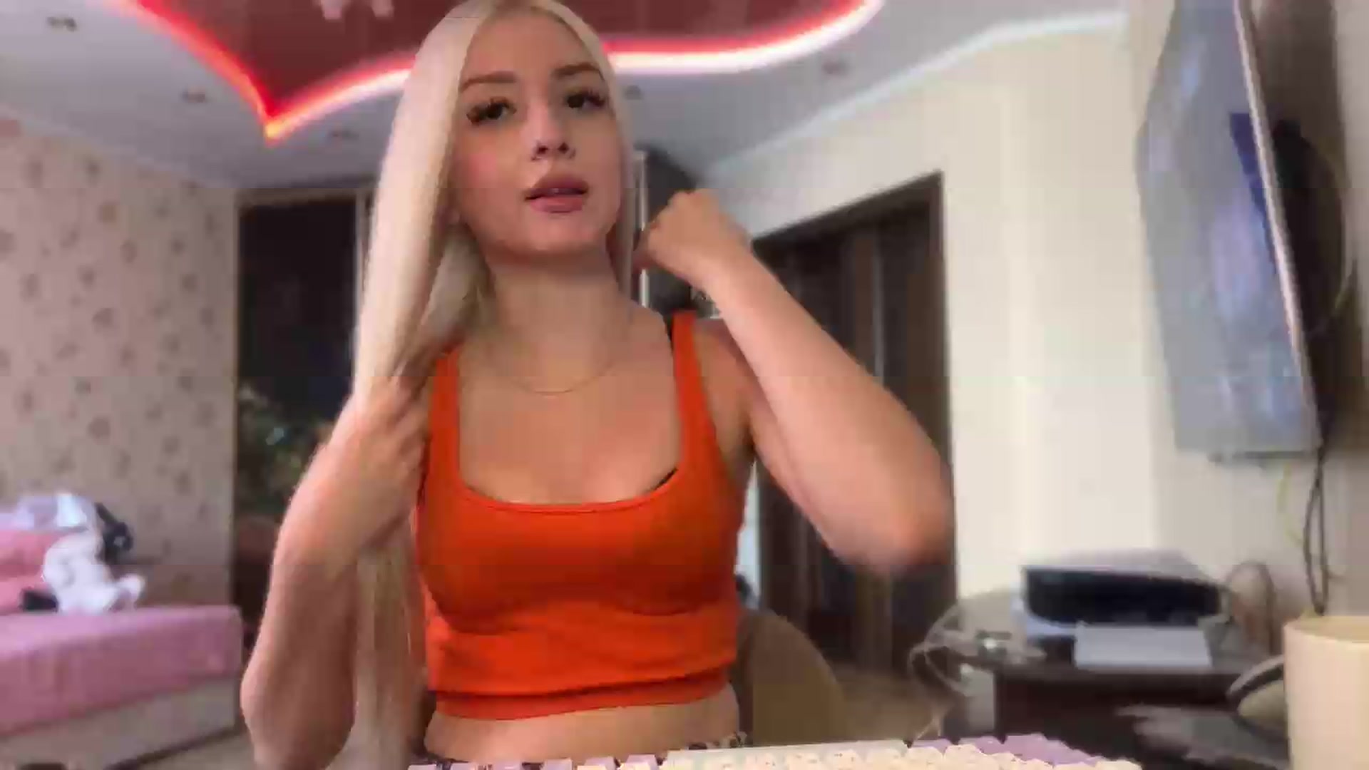 Gallery image thumbnail from SyndyRein's myfreecams stream on, 07/06/2026, 11:57 image 1 of 20