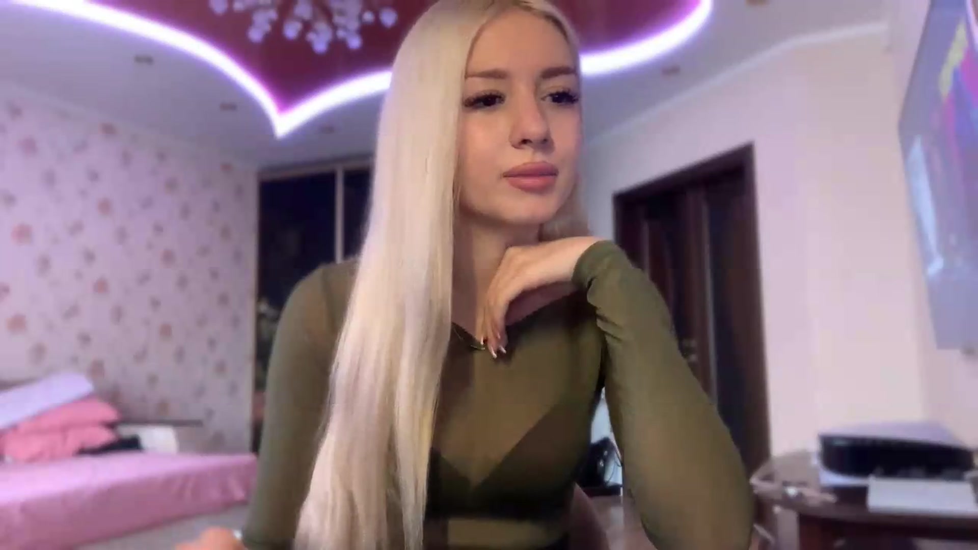 Gallery image thumbnail from SyndyRein's myfreecams stream on, 07/07/2026, 09:29 image 16 of 20